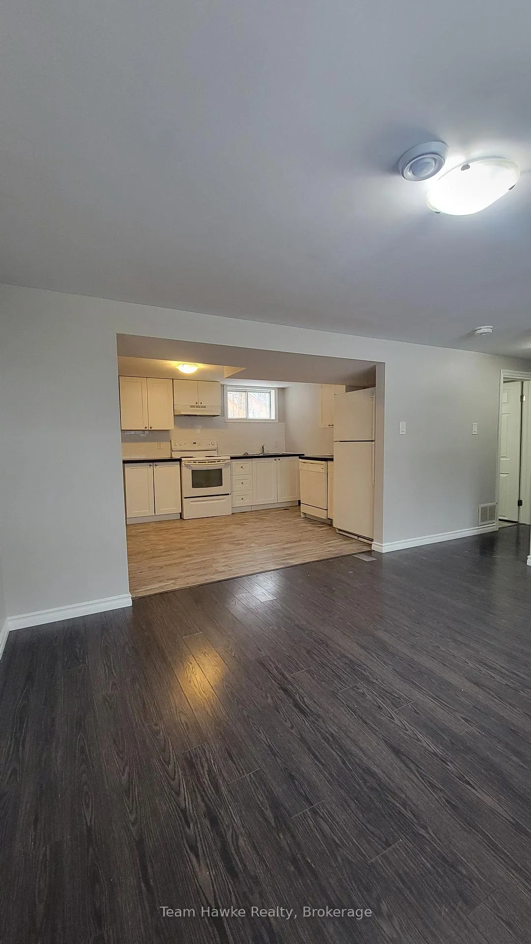 Photo 5 of 830 Birchwood Drive, Midland — HOMEH