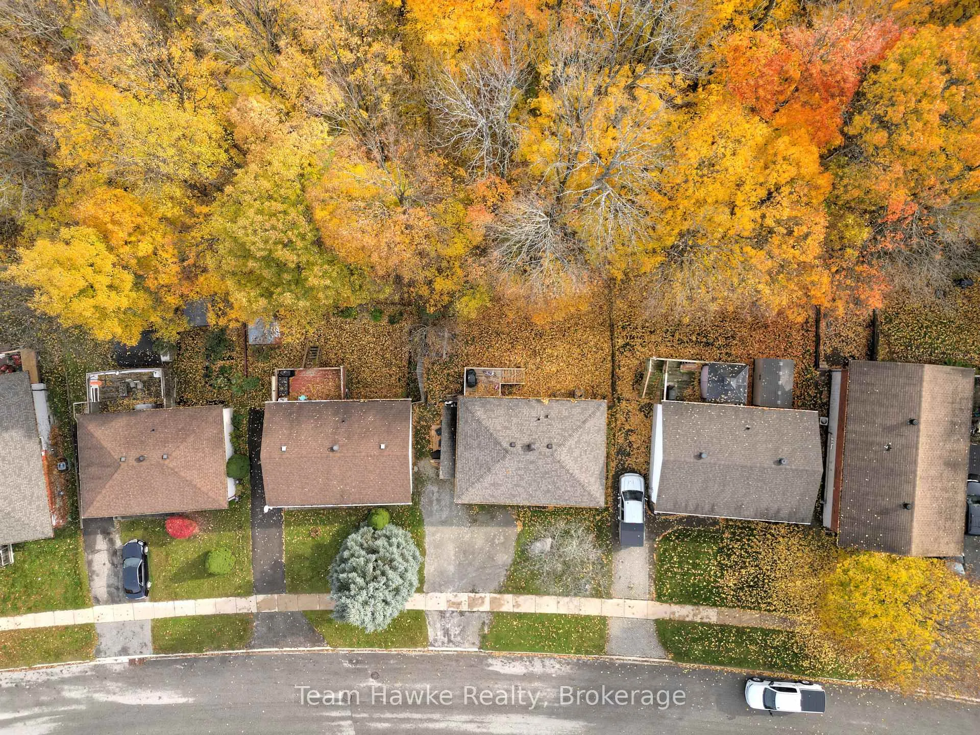 Photo 17 of 830 Birchwood Drive, Midland — HOMEH