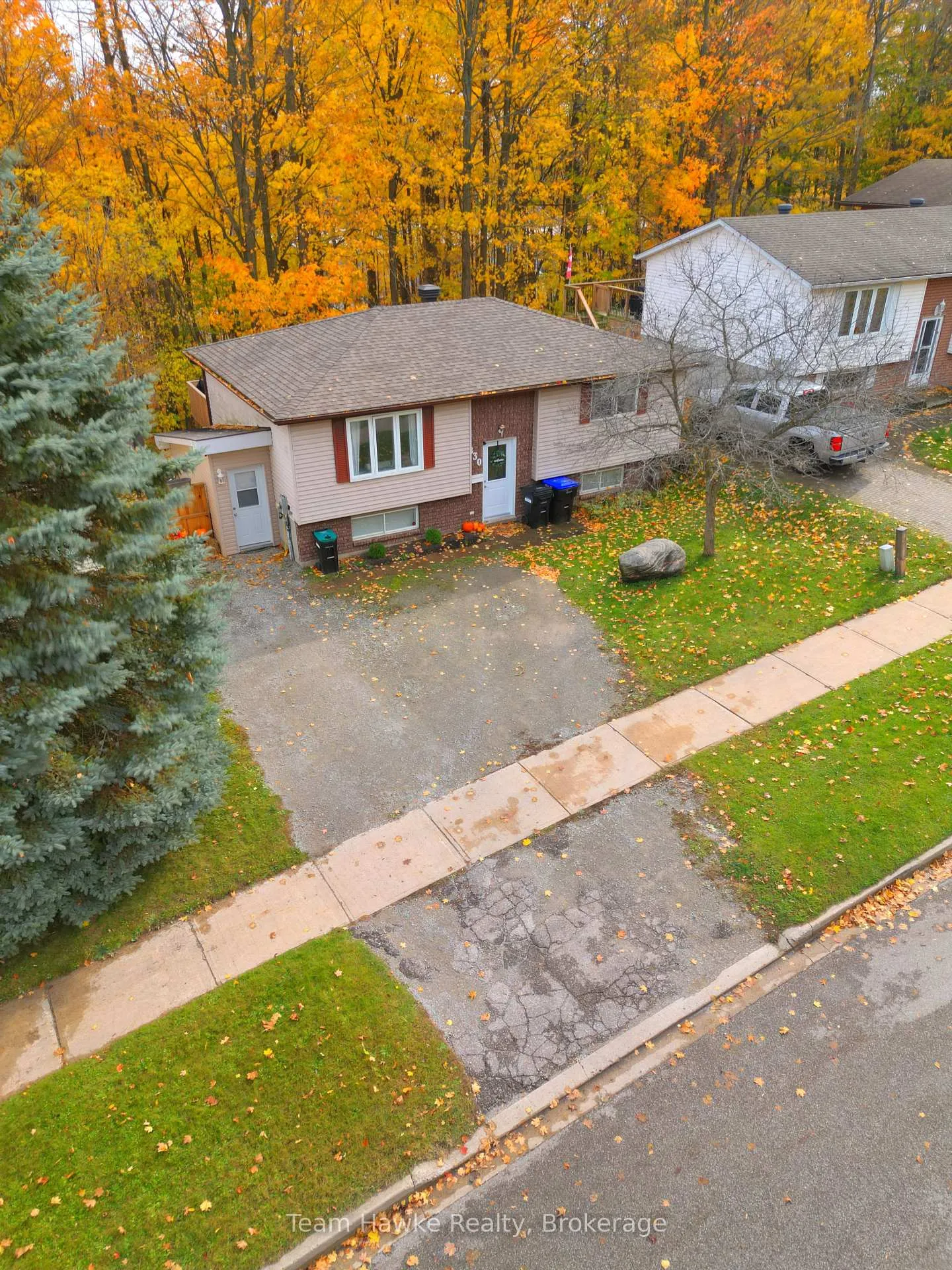 Photo 21 of 830 Birchwood Drive, Midland — HOMEH