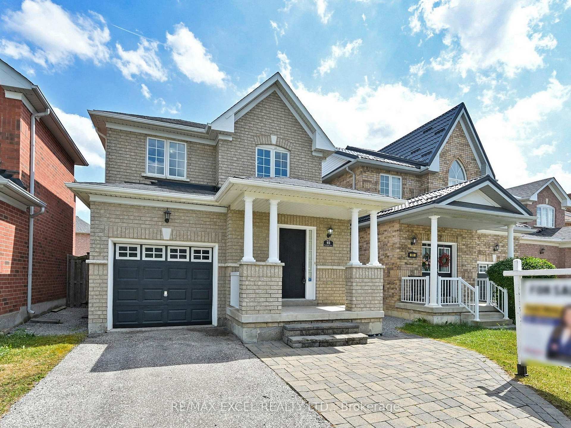 Photo 3 of 93 Peshawar Avenue, Markham, Village Green-South Unionville — HOMEH