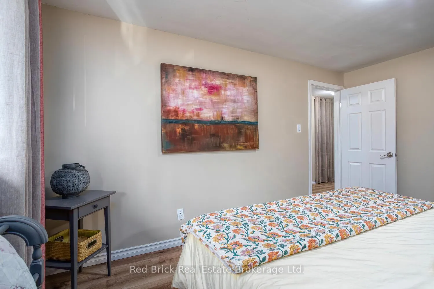 Photo 17 of 302 Ross Avenue, Kitchener — HOMEH
