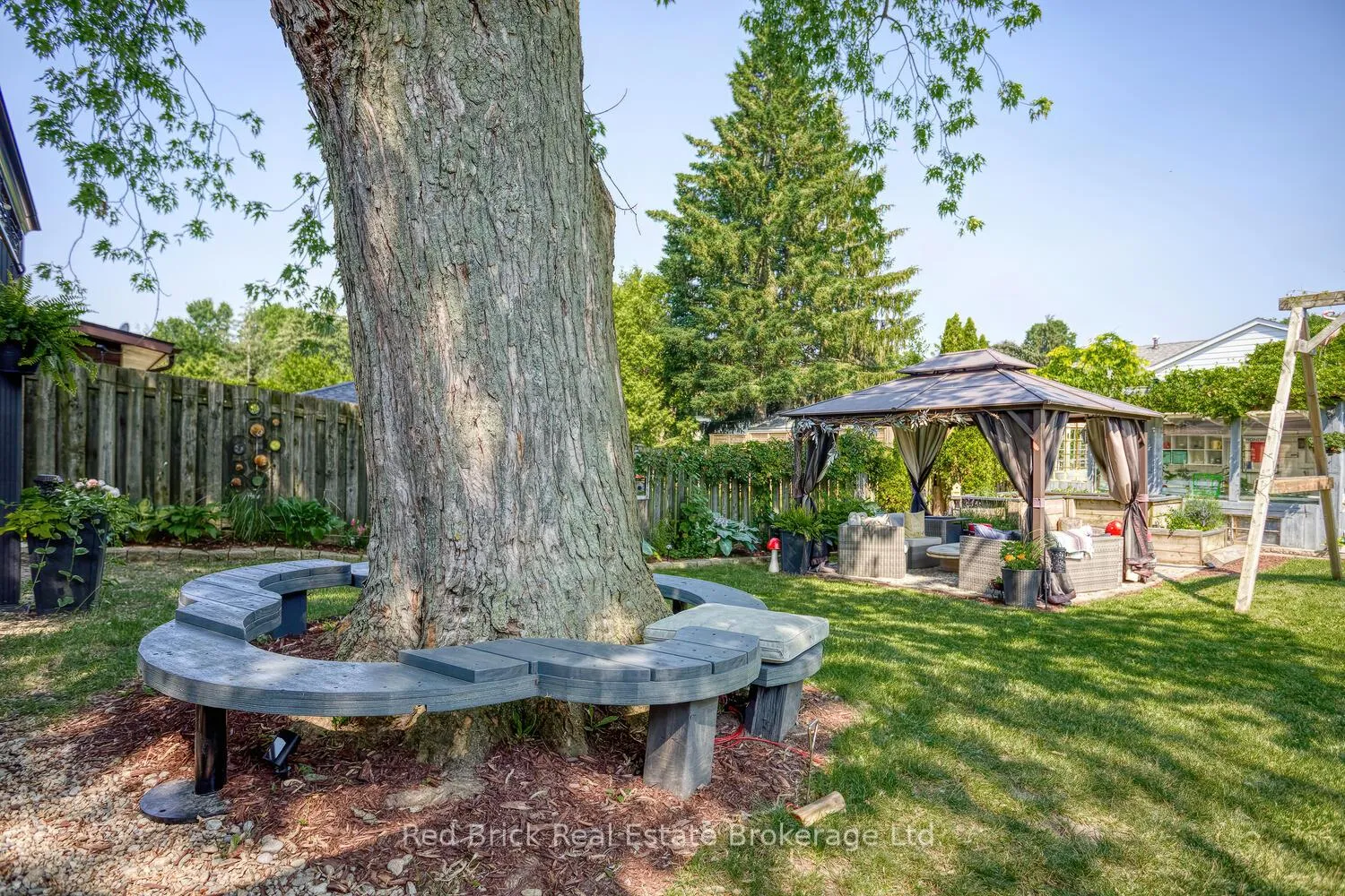 Photo 33 of 302 Ross Avenue, Kitchener — HOMEH
