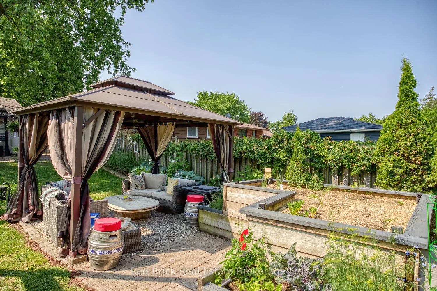 Photo 35 of 302 Ross Avenue, Kitchener — HOMEH