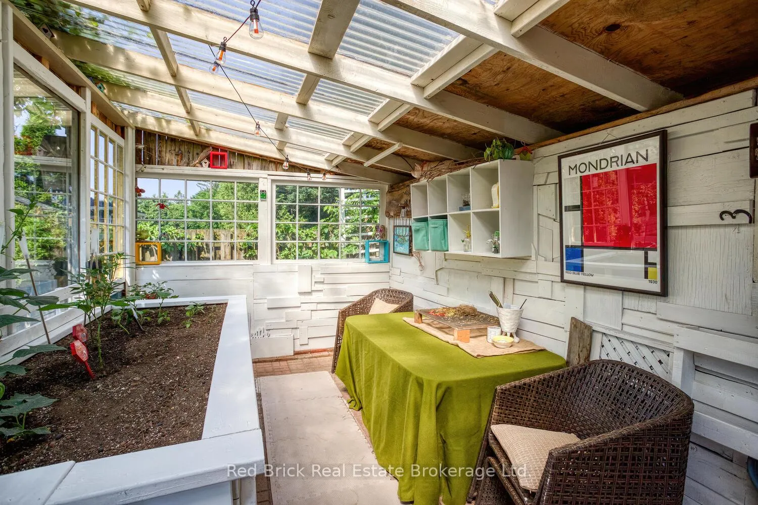 Photo 37 of 302 Ross Avenue, Kitchener — HOMEH