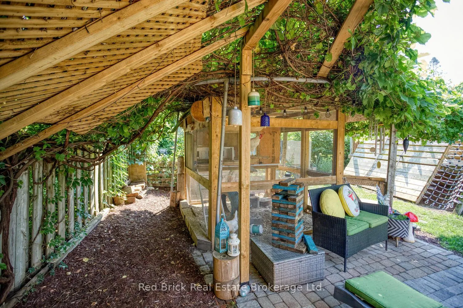 Photo 41 of 302 Ross Avenue, Kitchener — HOMEH