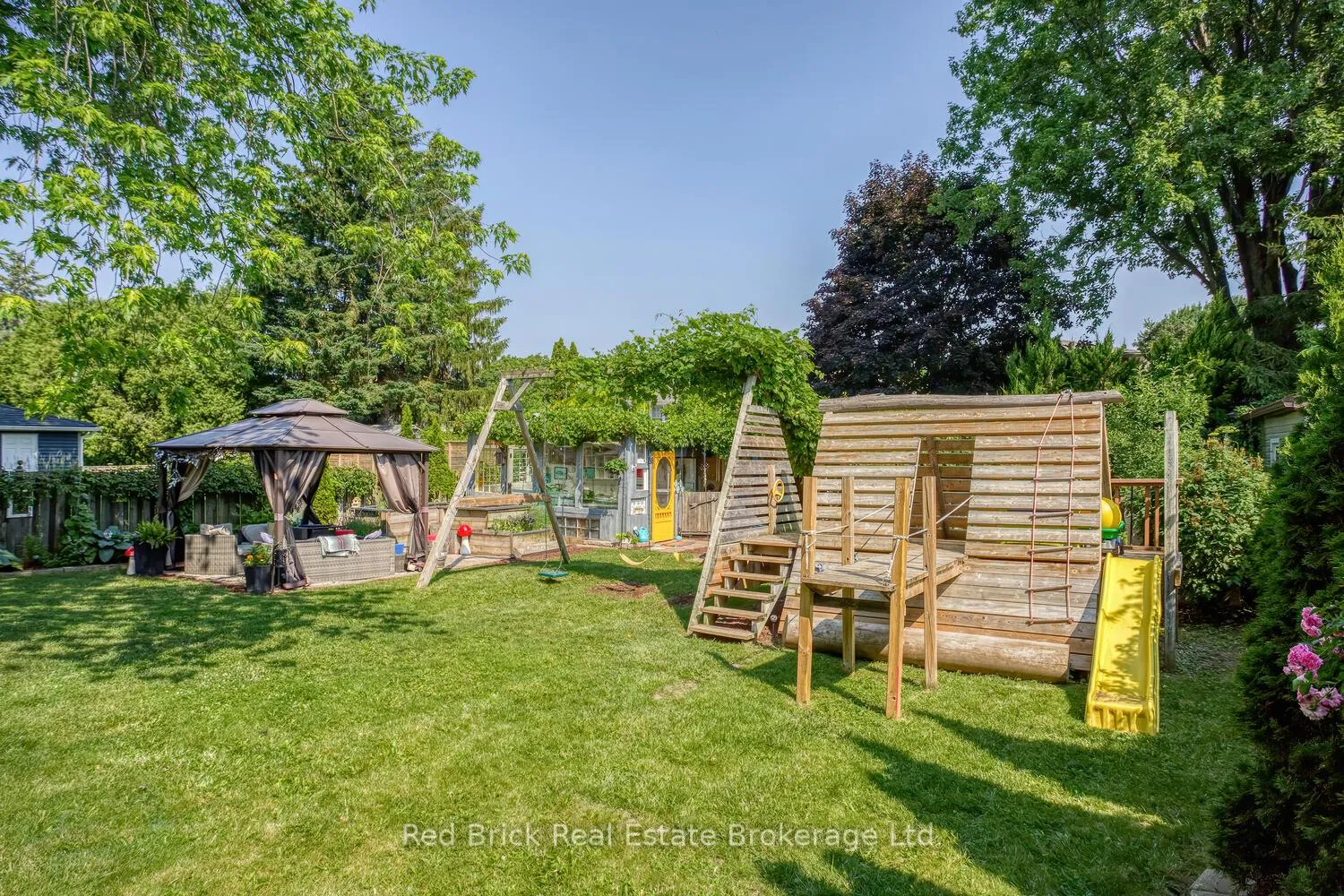 Photo 43 of 302 Ross Avenue, Kitchener — HOMEH