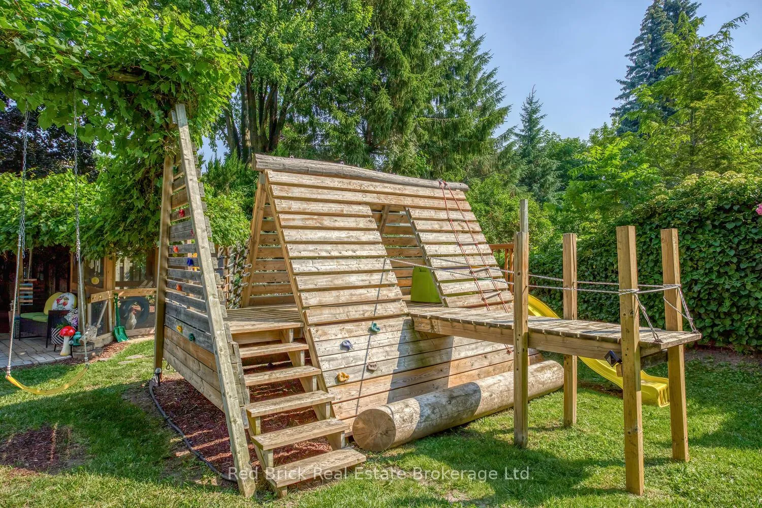 Photo 44 of 302 Ross Avenue, Kitchener — HOMEH