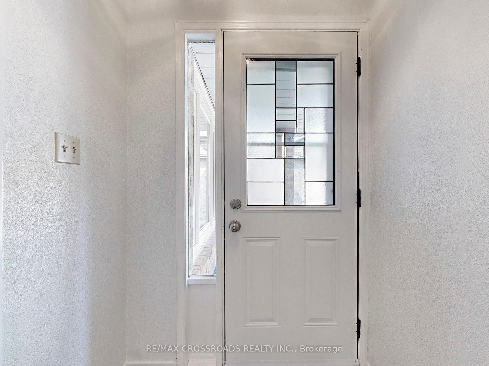 Photo 18 of 61 Hamilton Hall Drive, Markham, Markham Village — HOMEH