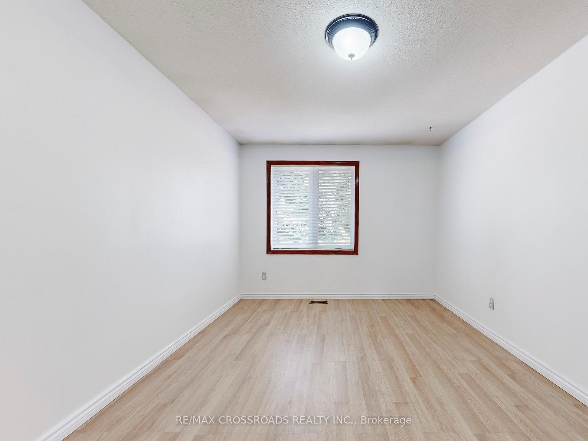 Photo 27 of 61 Hamilton Hall Drive, Markham, Markham Village — HOMEH