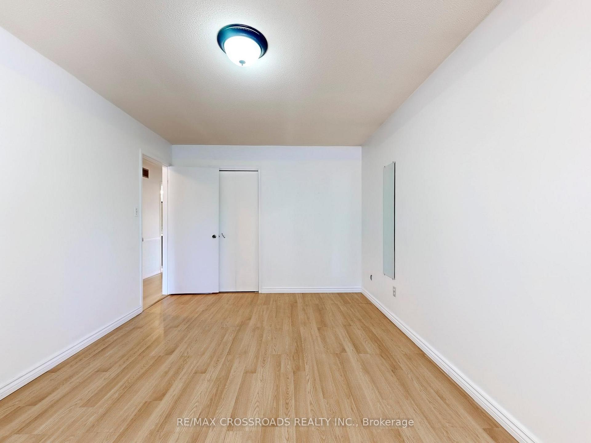 Photo 28 of 61 Hamilton Hall Drive, Markham, Markham Village — HOMEH