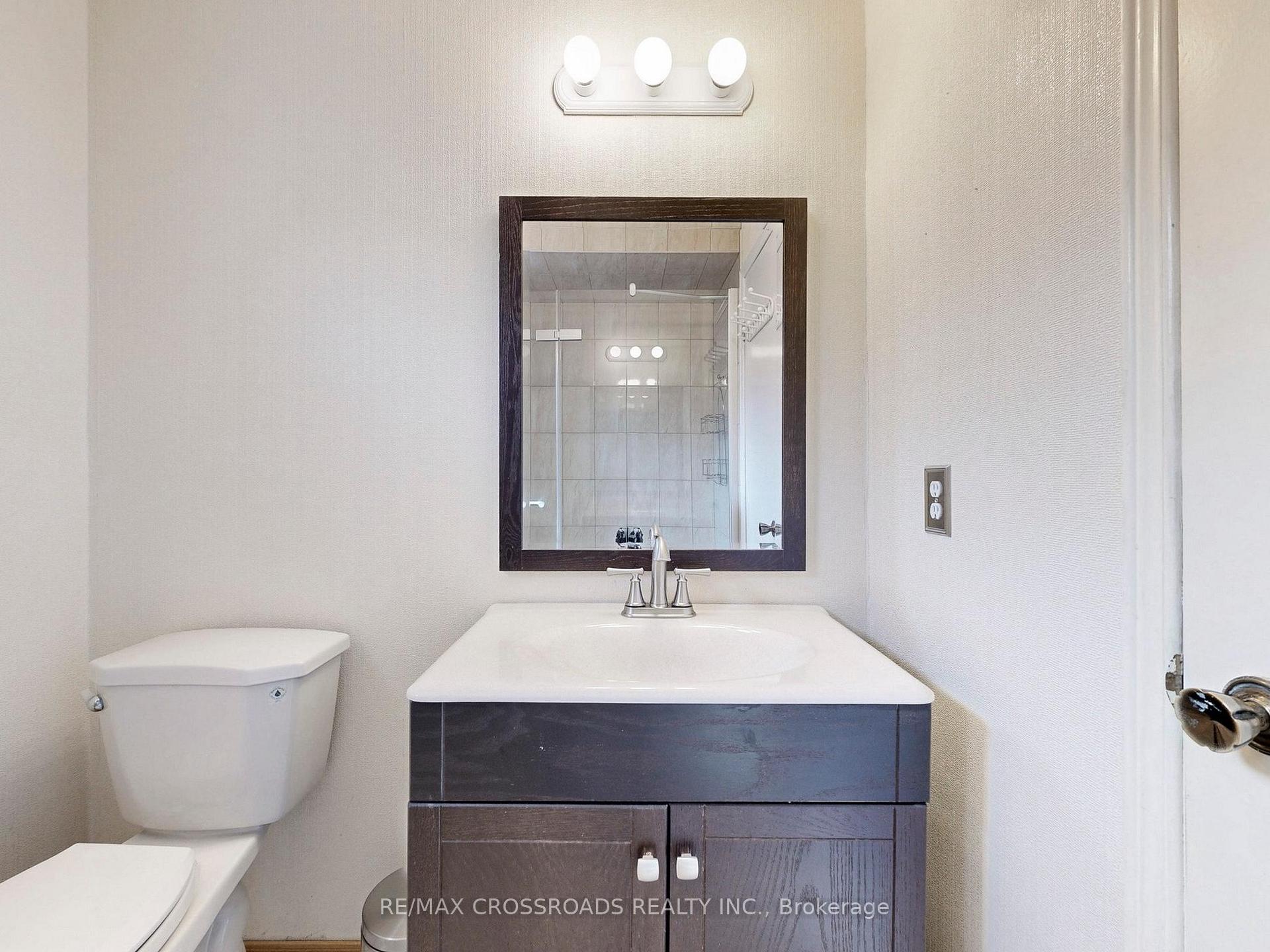 Photo 33 of 61 Hamilton Hall Drive, Markham, Markham Village — HOMEH