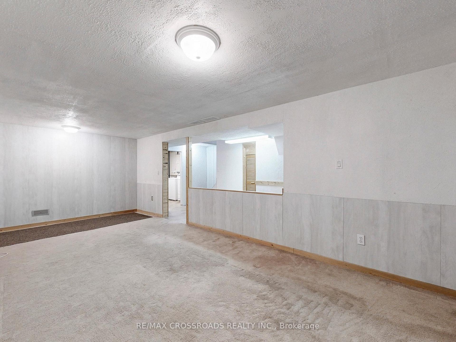 Photo 37 of 61 Hamilton Hall Drive, Markham, Markham Village — HOMEH