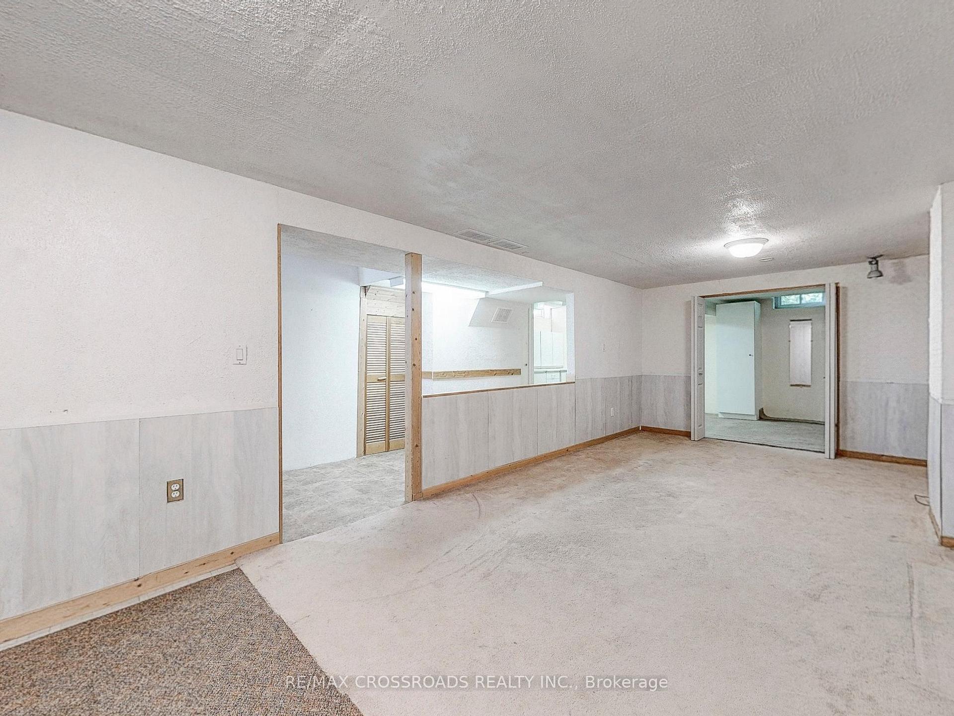 Photo 41 of 61 Hamilton Hall Drive, Markham, Markham Village — HOMEH
