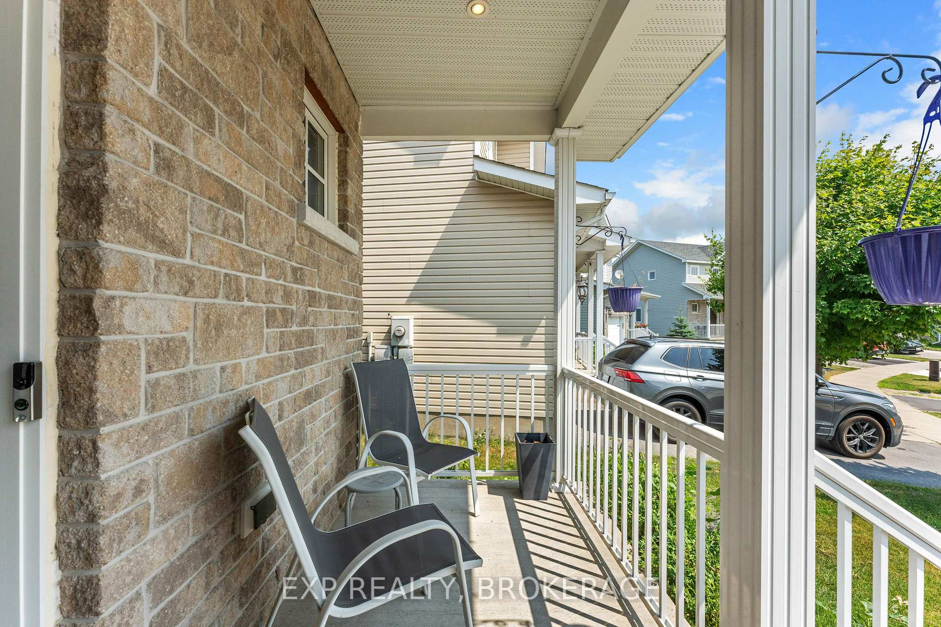 Photo 5 of 1614 Crimson Crescent, Kingston, City Northwest — HOMEH