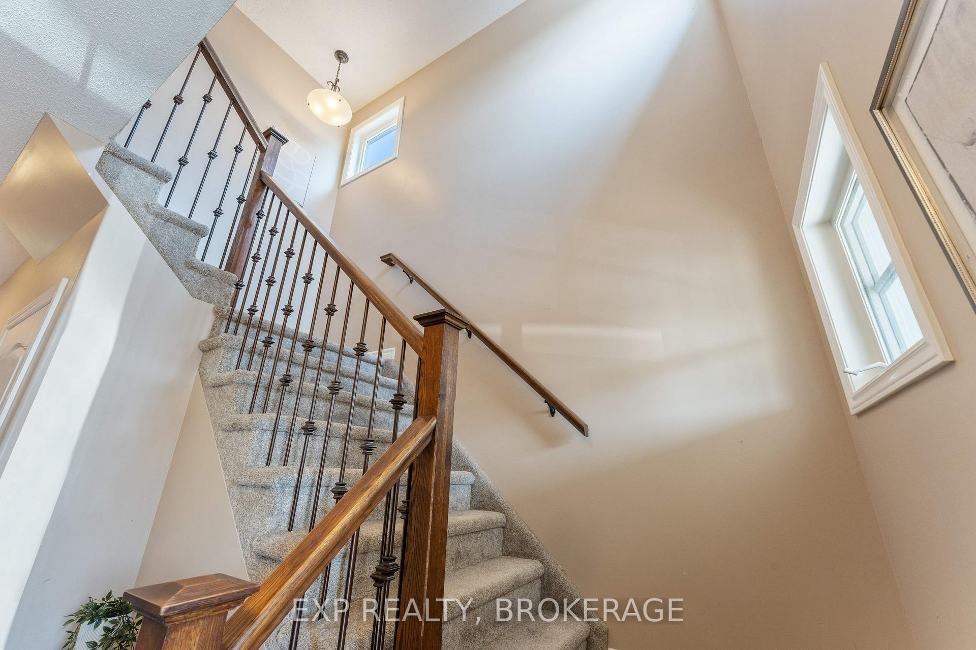 Photo 16 of 1614 Crimson Crescent, Kingston, City Northwest — HOMEH
