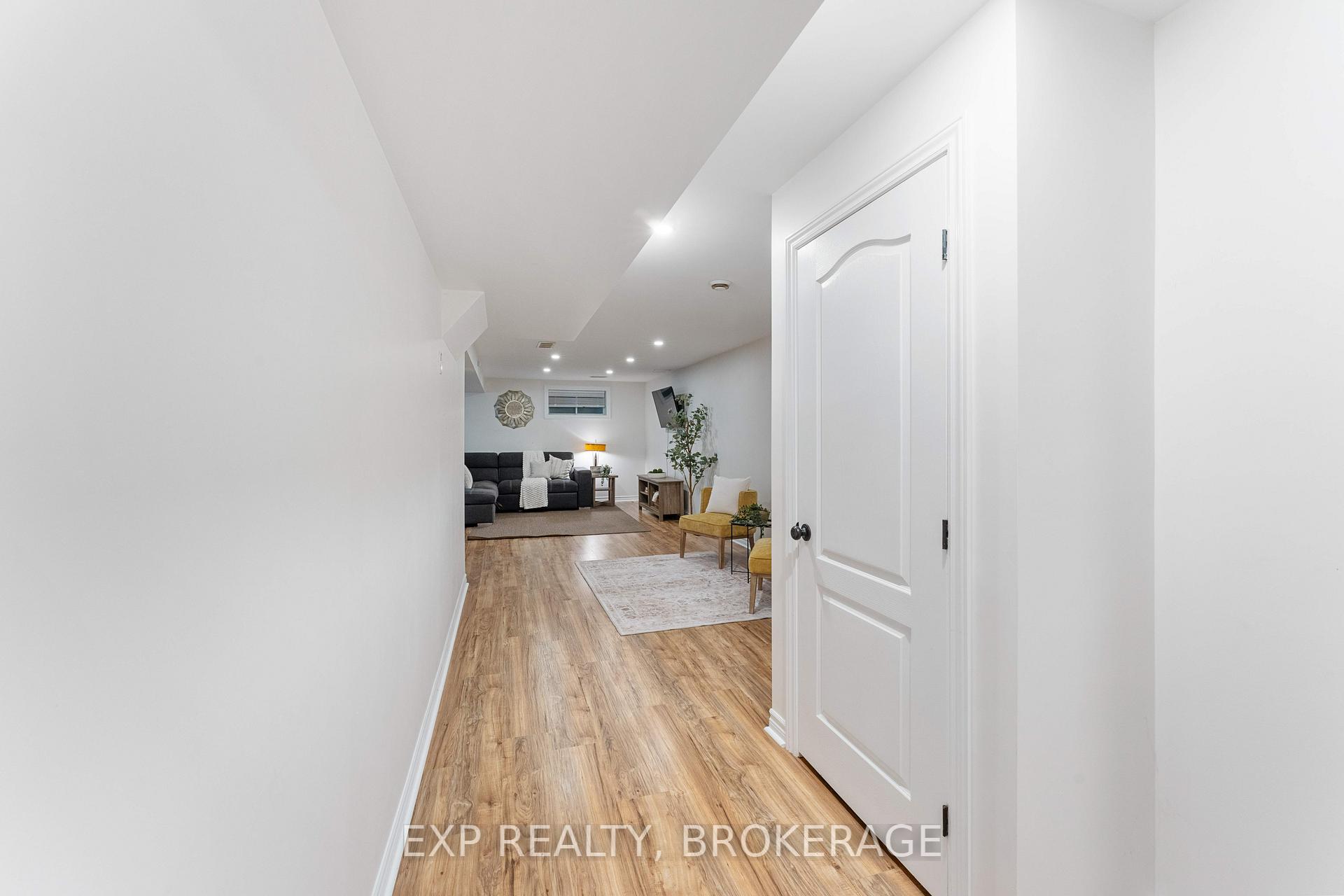Photo 27 of 1614 Crimson Crescent, Kingston, City Northwest — HOMEH