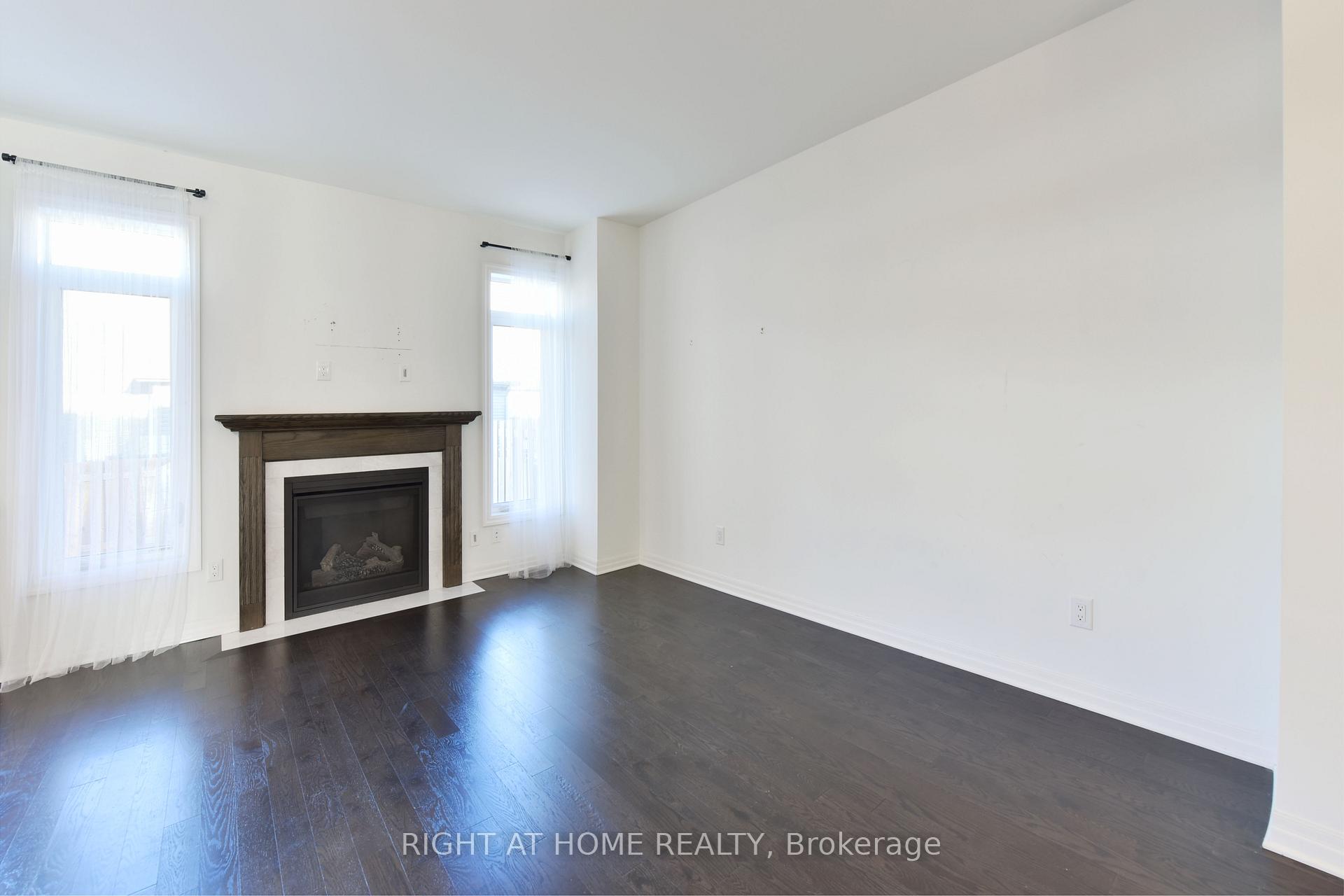 Photo 8 of 536 Rioja Street, Ottawa, Kanata - Emerald Meadows/Trailwest — HOMEH