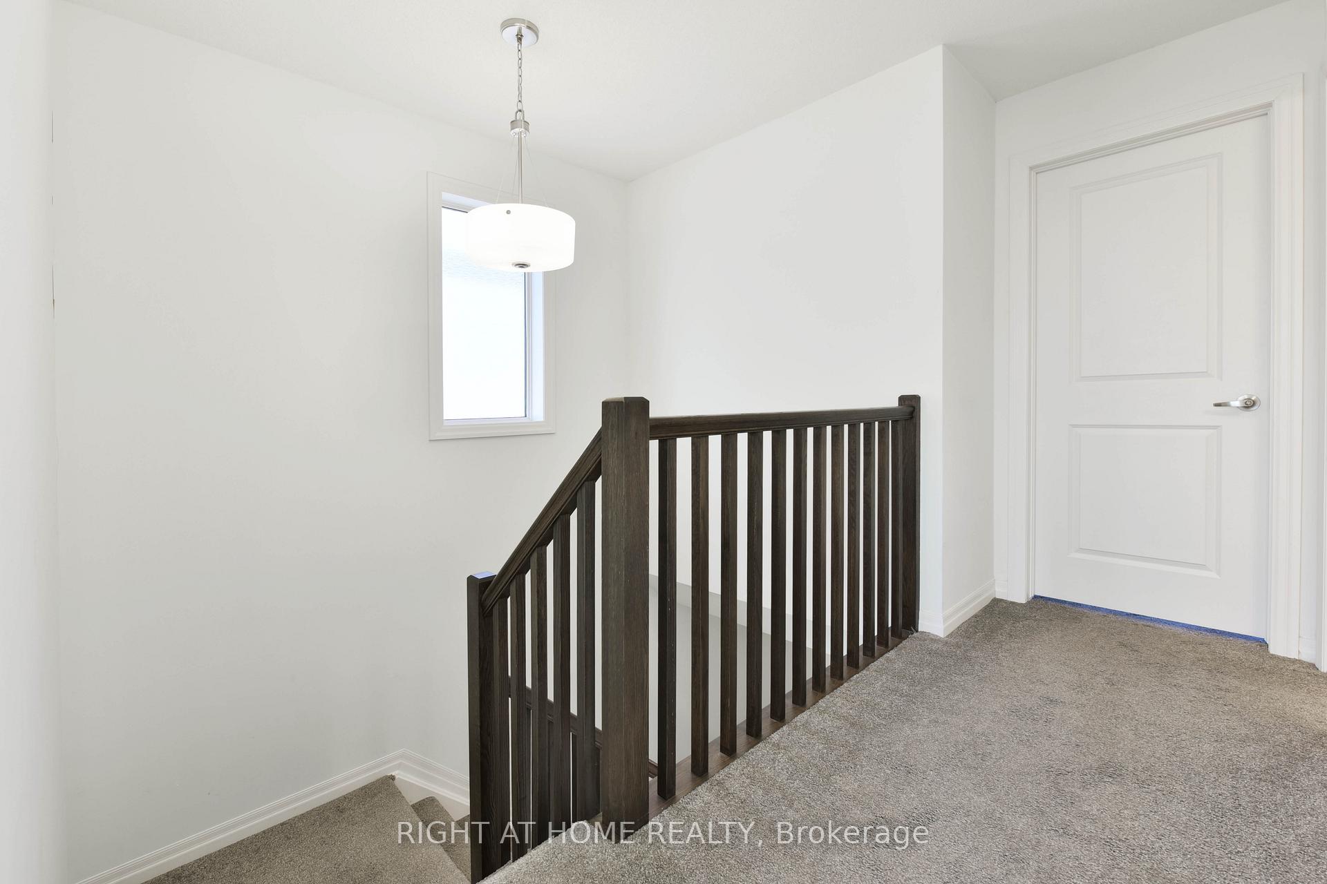 Photo 14 of 536 Rioja Street, Ottawa, Kanata - Emerald Meadows/Trailwest — HOMEH