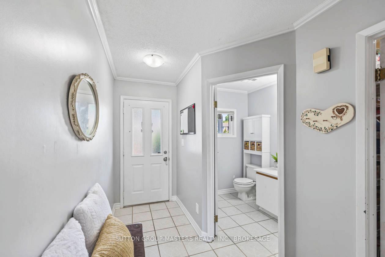 Photo 5 of 263 Vanguard Court, Kingston, East Gardiners Rd — HOMEH