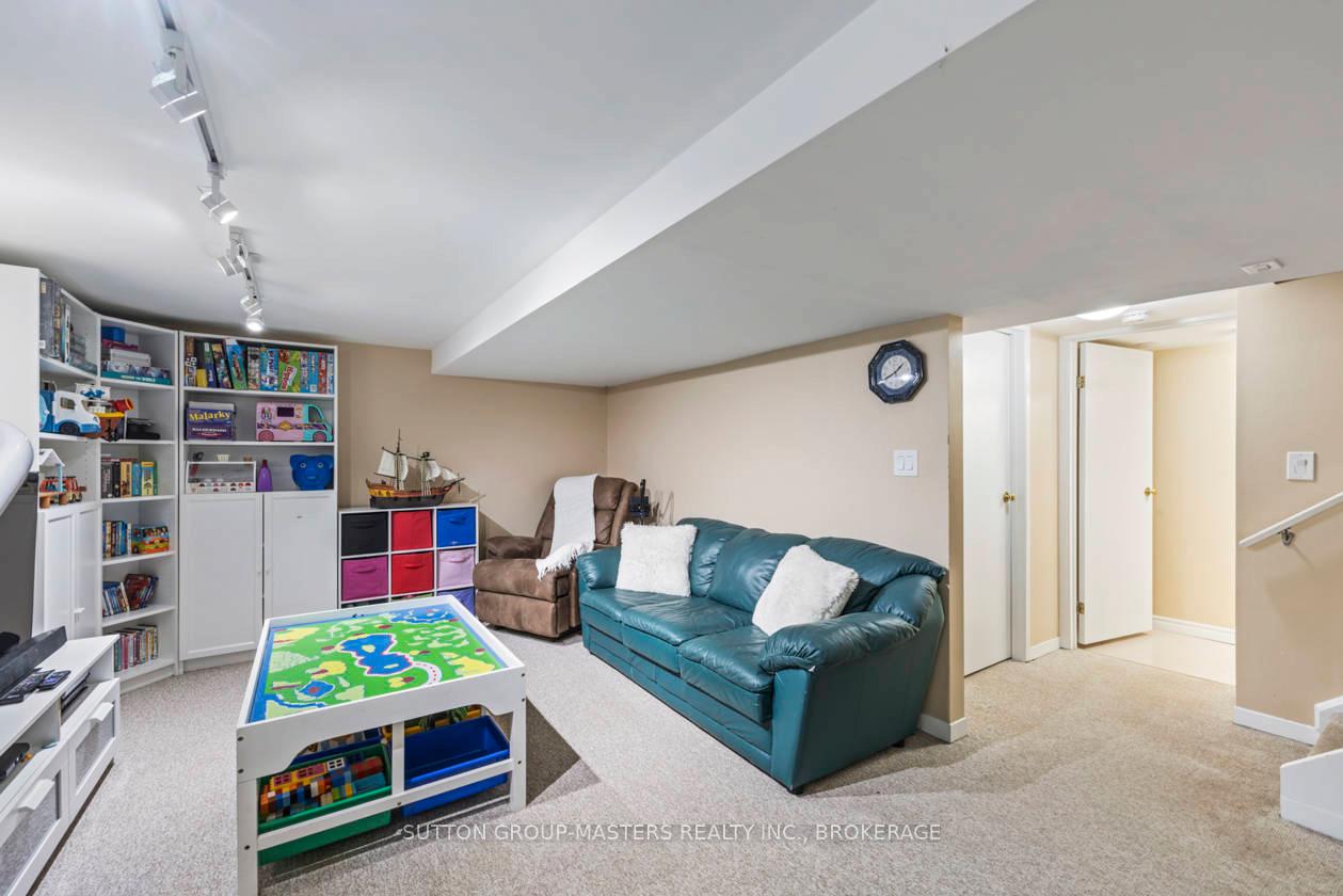 Photo 32 of 263 Vanguard Court, Kingston, East Gardiners Rd — HOMEH