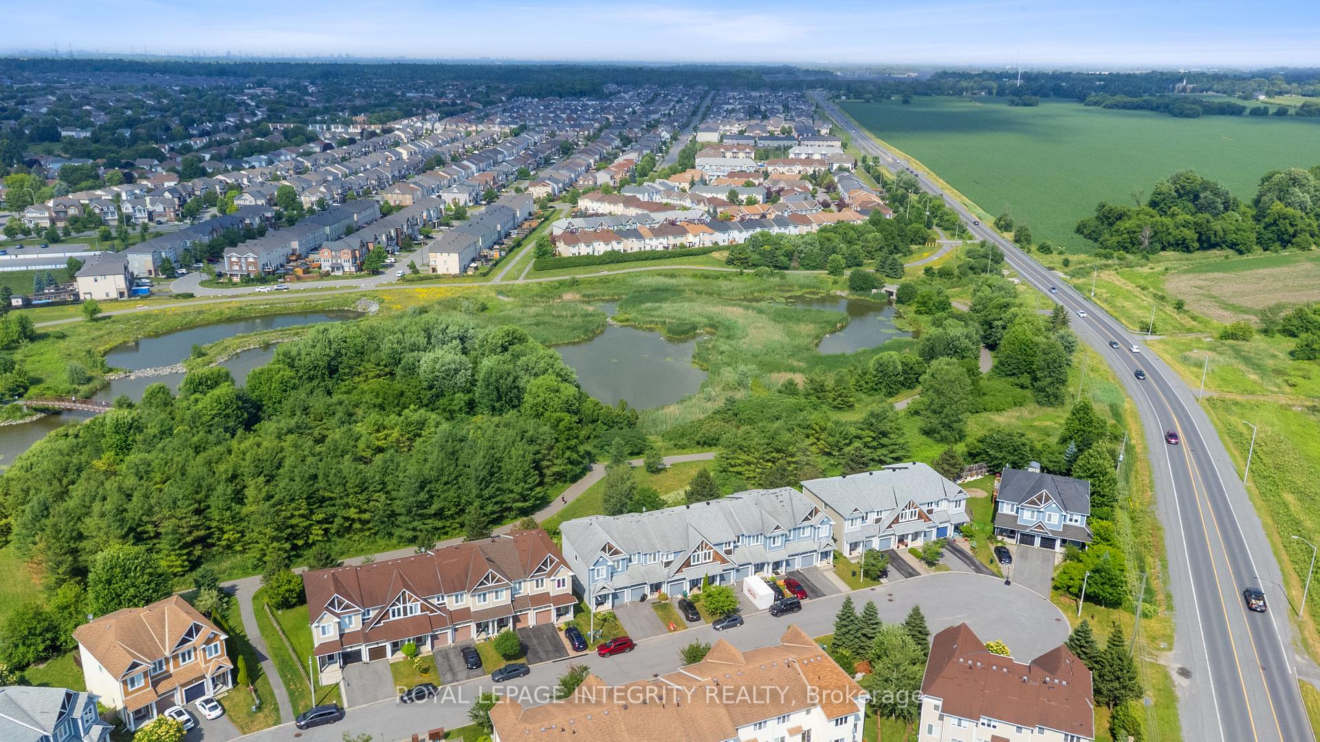 Photo 28 of 258 Catamount Court, Ottawa, Kanata - Emerald Meadows/Trailwest — HOMEH
