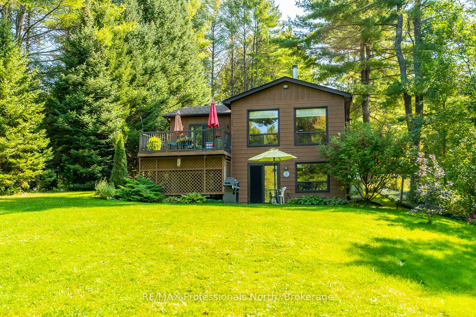 Photo 1 of 1029 Loyalist Drive, Minden Hills, Lutterworth — HOMEH