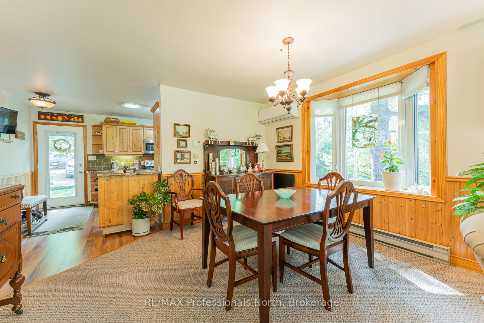 Photo 10 of 1029 Loyalist Drive, Minden Hills, Lutterworth — HOMEH