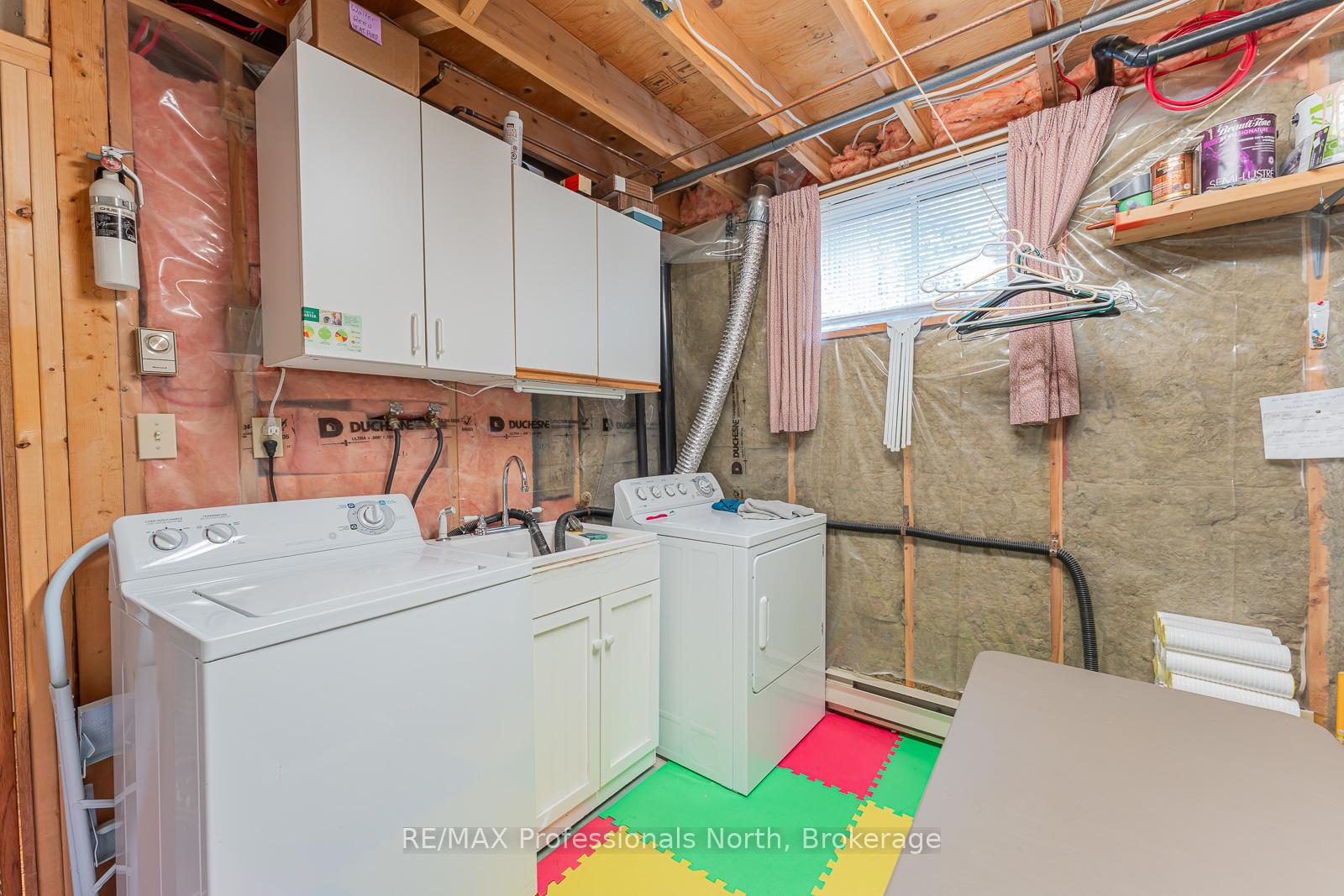 Photo 25 of 1029 Loyalist Drive, Minden Hills, Lutterworth — HOMEH