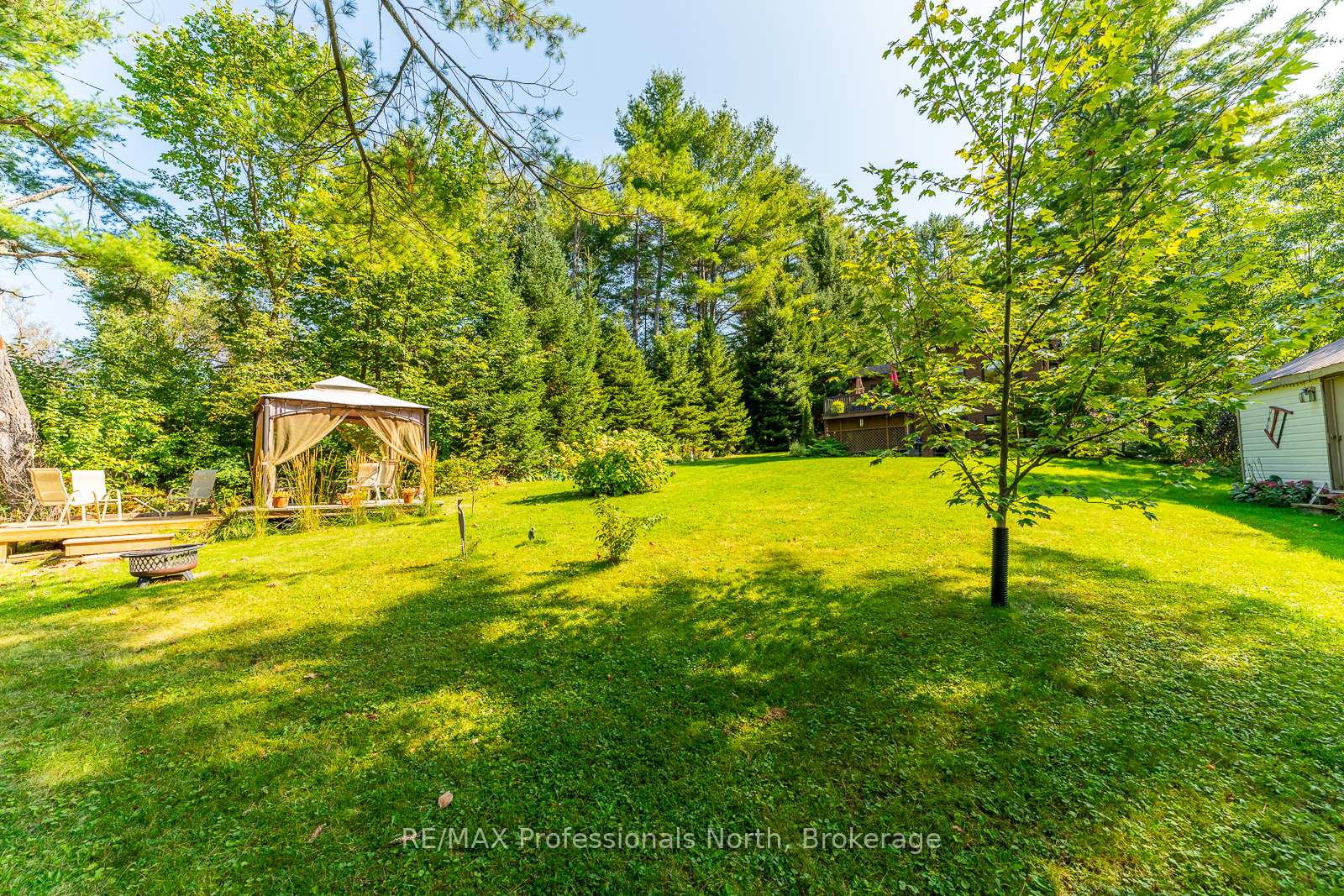 Photo 32 of 1029 Loyalist Drive, Minden Hills, Lutterworth — HOMEH