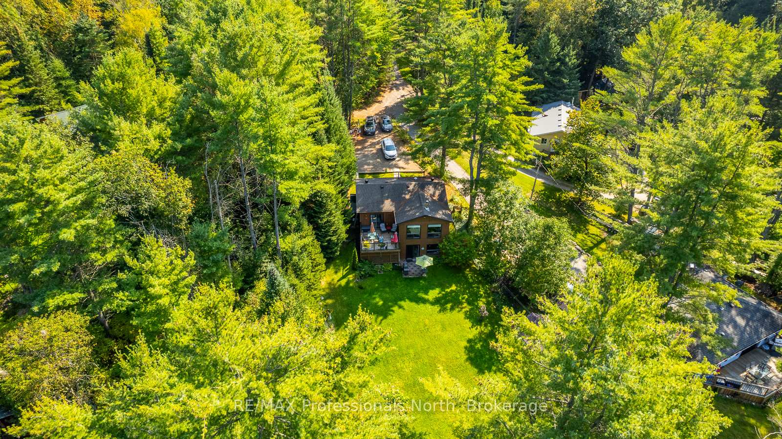 Photo 44 of 1029 Loyalist Drive, Minden Hills, Lutterworth — HOMEH