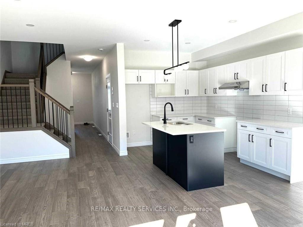 Photo 3 of Unit 109, 132 Doan Drive, Middlesex Centre, Rural Middlesex Centre — HOMEH