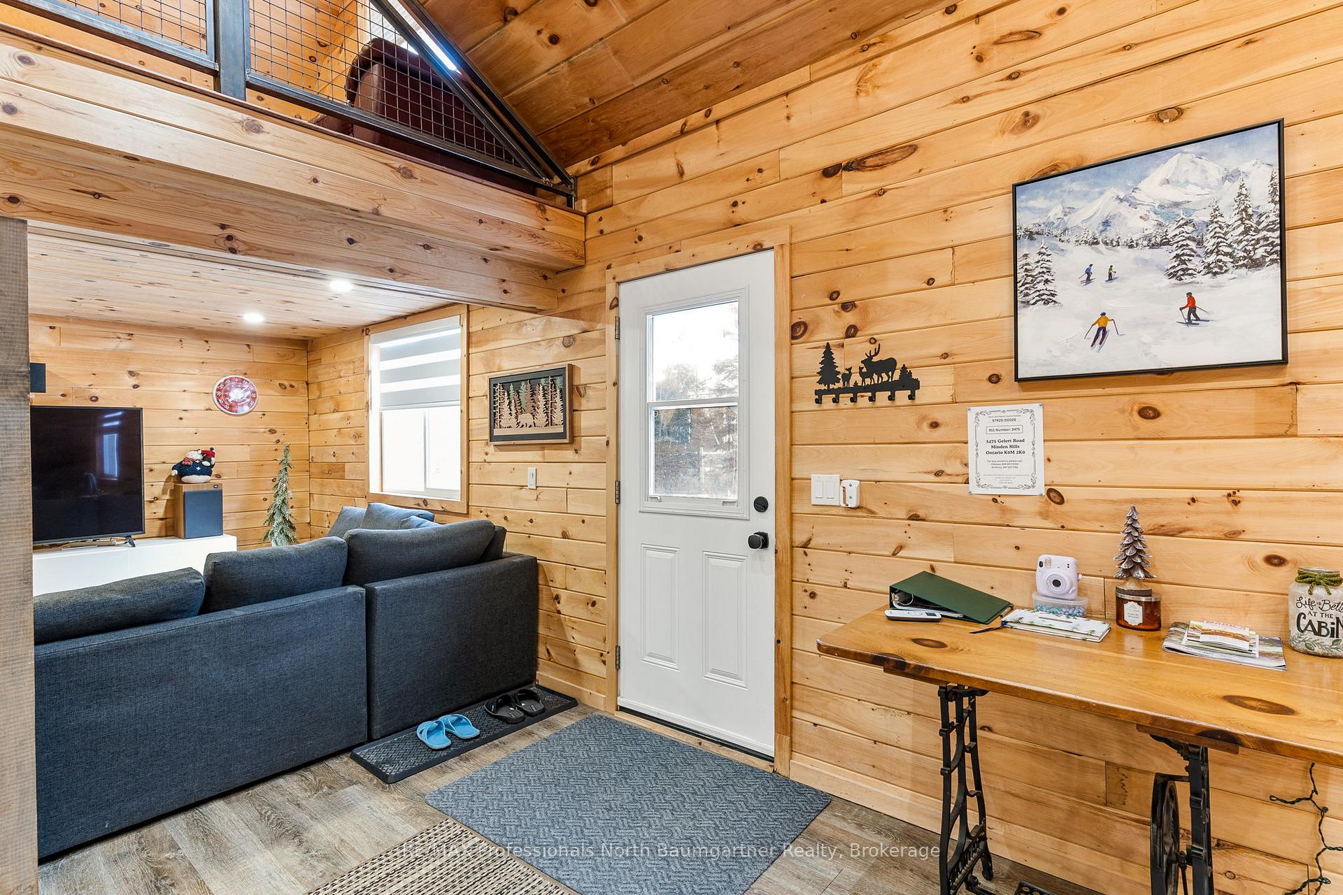 Photo 4 of 3475 Gelert Road, Minden Hills, Snowdon — HOMEH