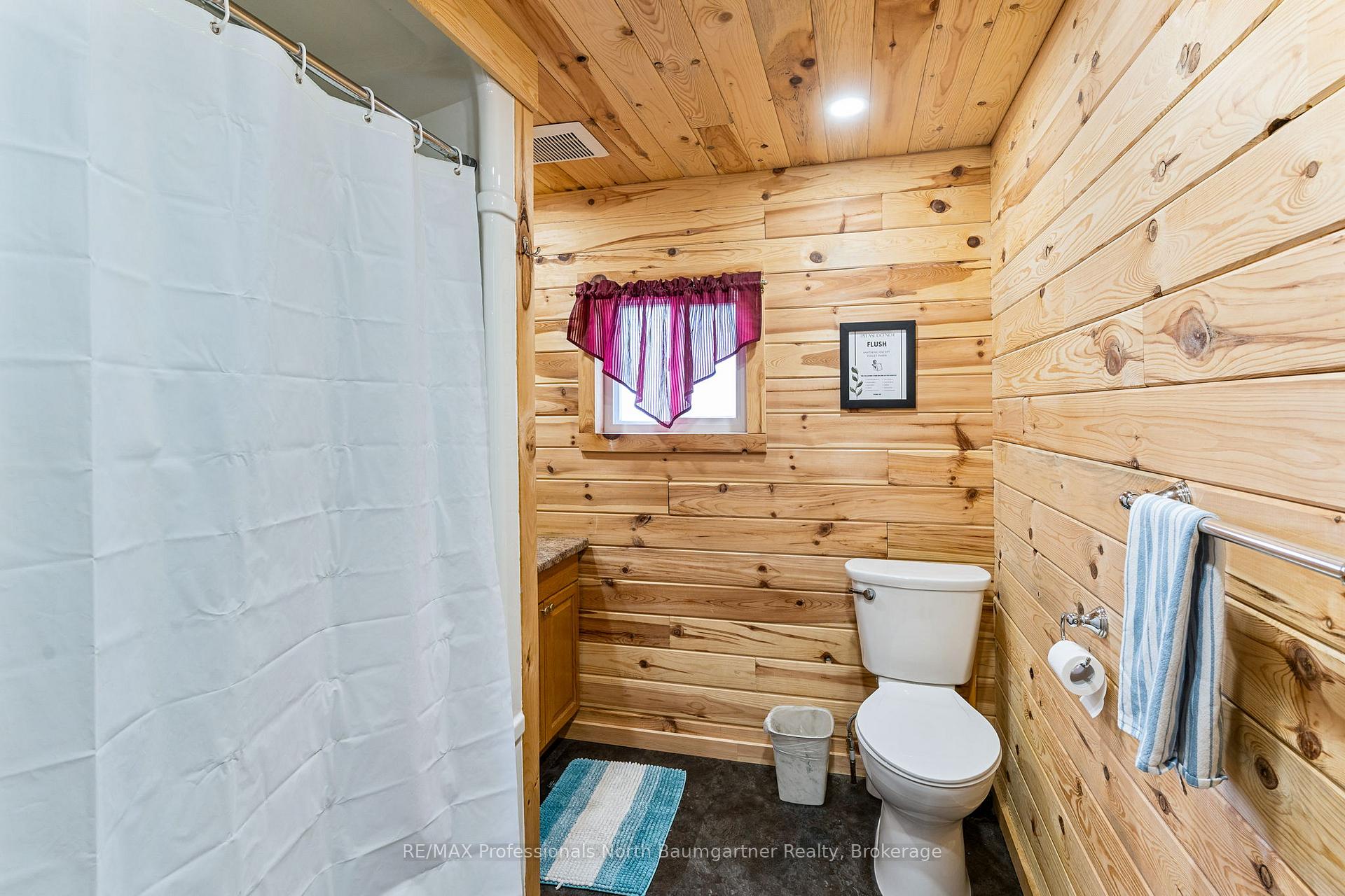 Photo 13 of 3475 Gelert Road, Minden Hills, Snowdon — HOMEH