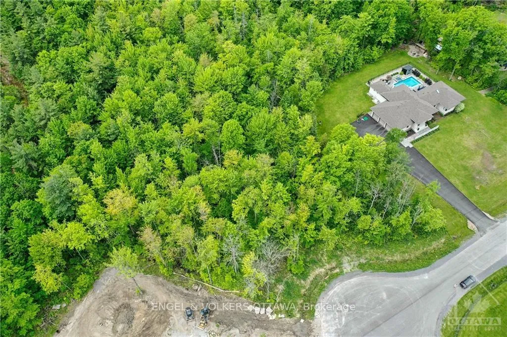 Photo 3 of Unit 21, 212 Terbol Court, Ottawa, Kanata - Kanata (North West) — HOMEH