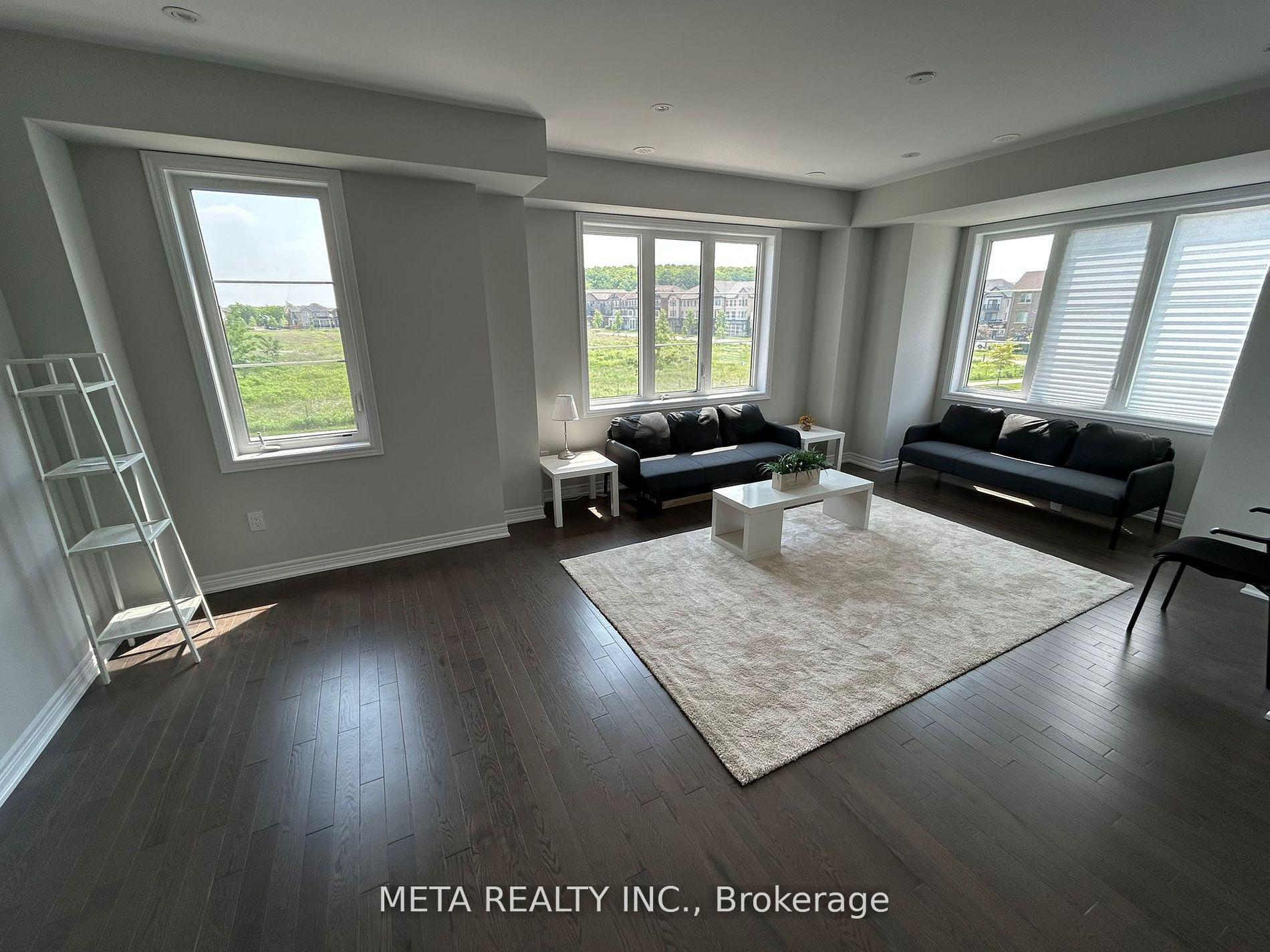 Photo 4 of 2 Bruce Boyd Drive, Markham, Cornell — HOMEH