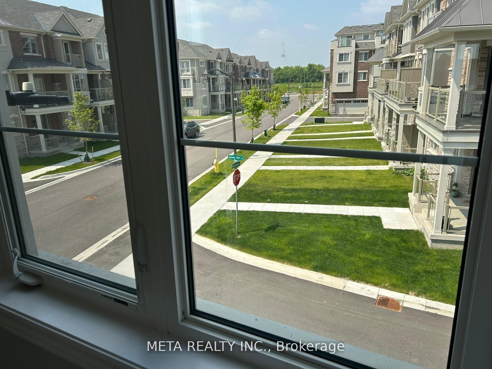 Photo 12 of 2 Bruce Boyd Drive, Markham, Cornell — HOMEH