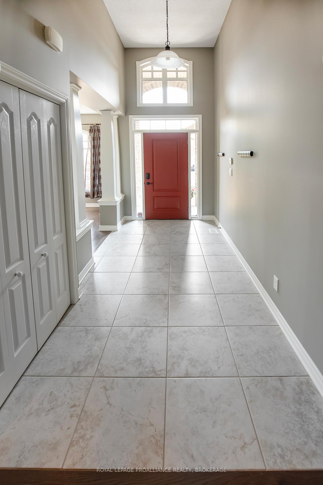 Photo 2 of 823 Augusta Drive, Kingston, City Northwest — HOMEH