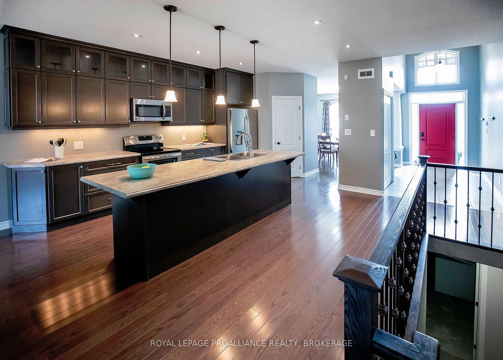 Photo 3 of 823 Augusta Drive, Kingston, City Northwest — HOMEH
