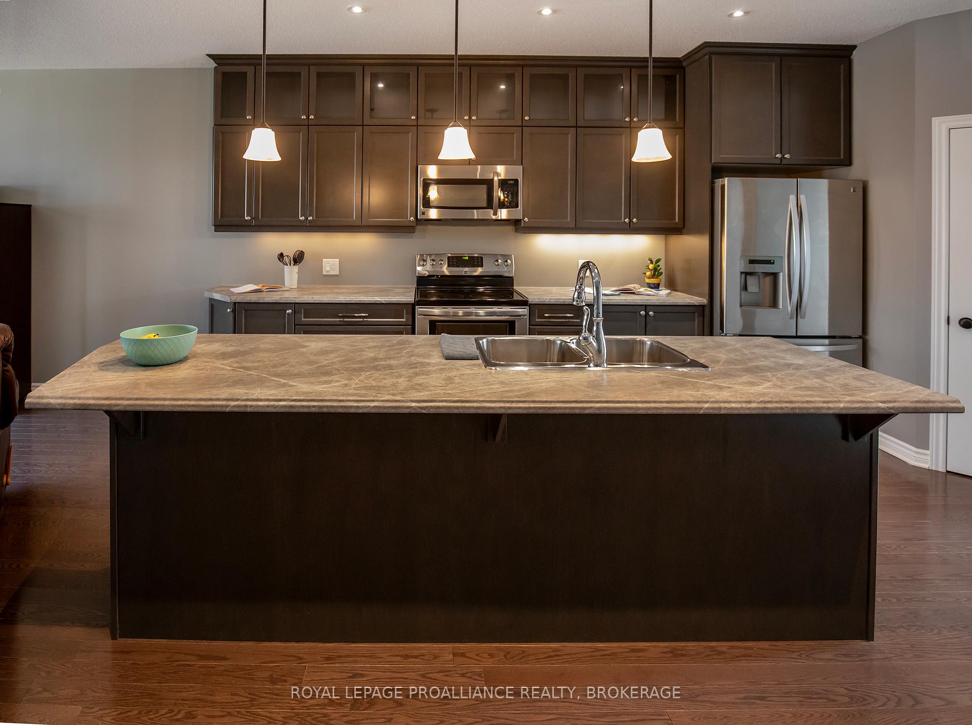 Photo 4 of 823 Augusta Drive, Kingston, City Northwest — HOMEH