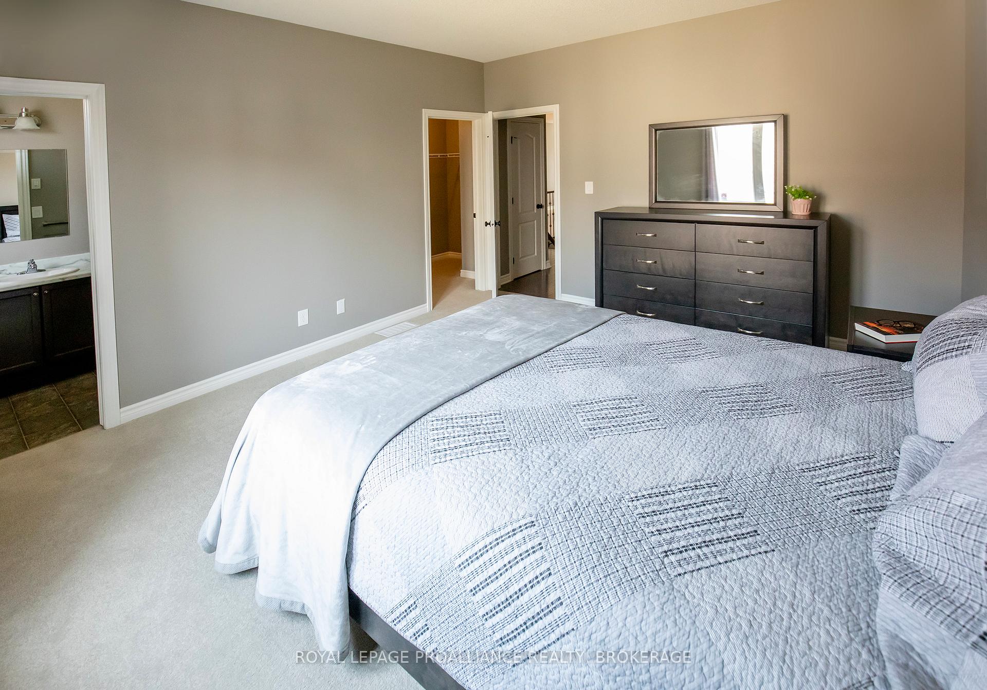 Photo 8 of 823 Augusta Drive, Kingston, City Northwest — HOMEH