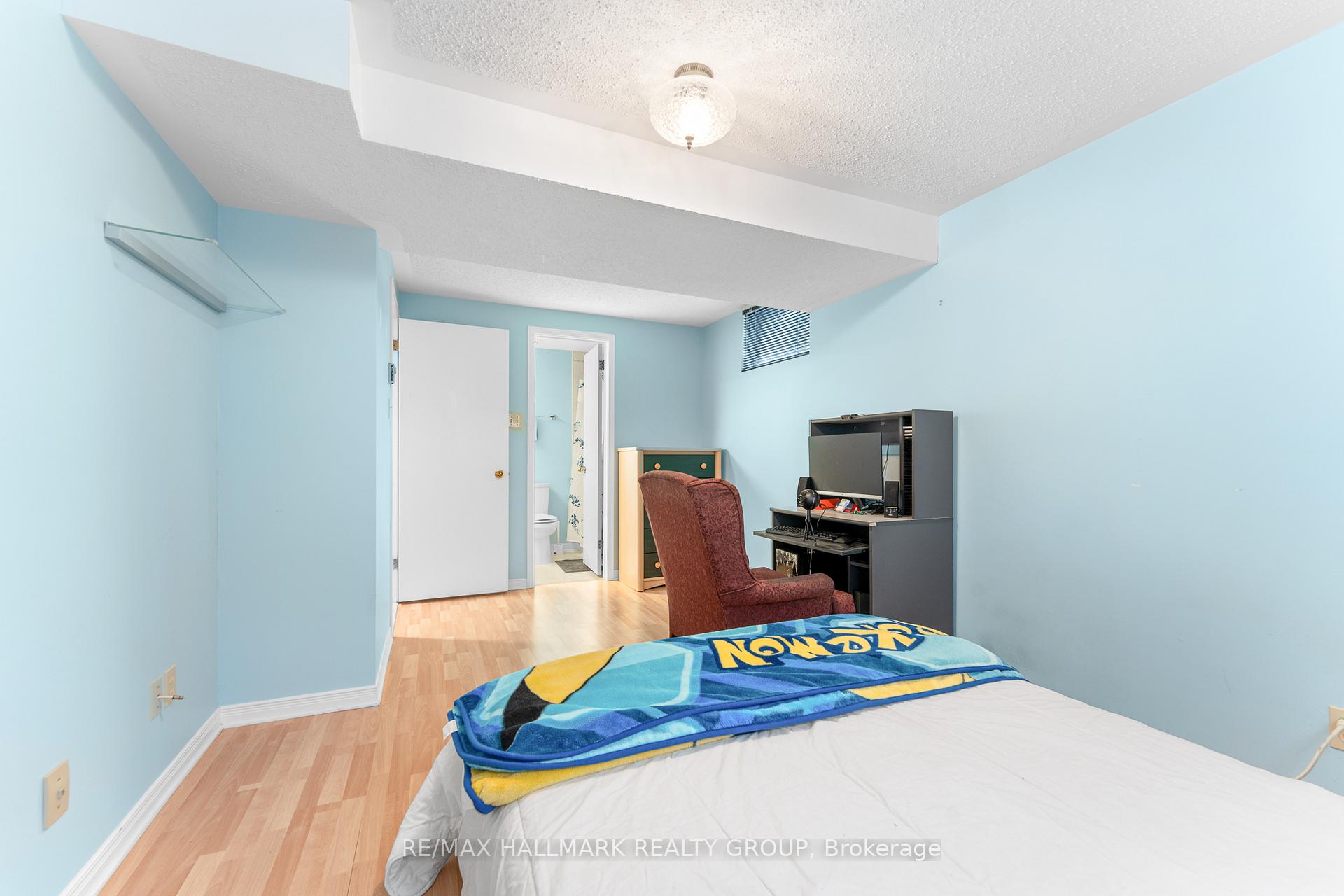 Photo 40 of 59 Shearer Crescent, Ottawa, Kanata - Katimavik — HOMEH