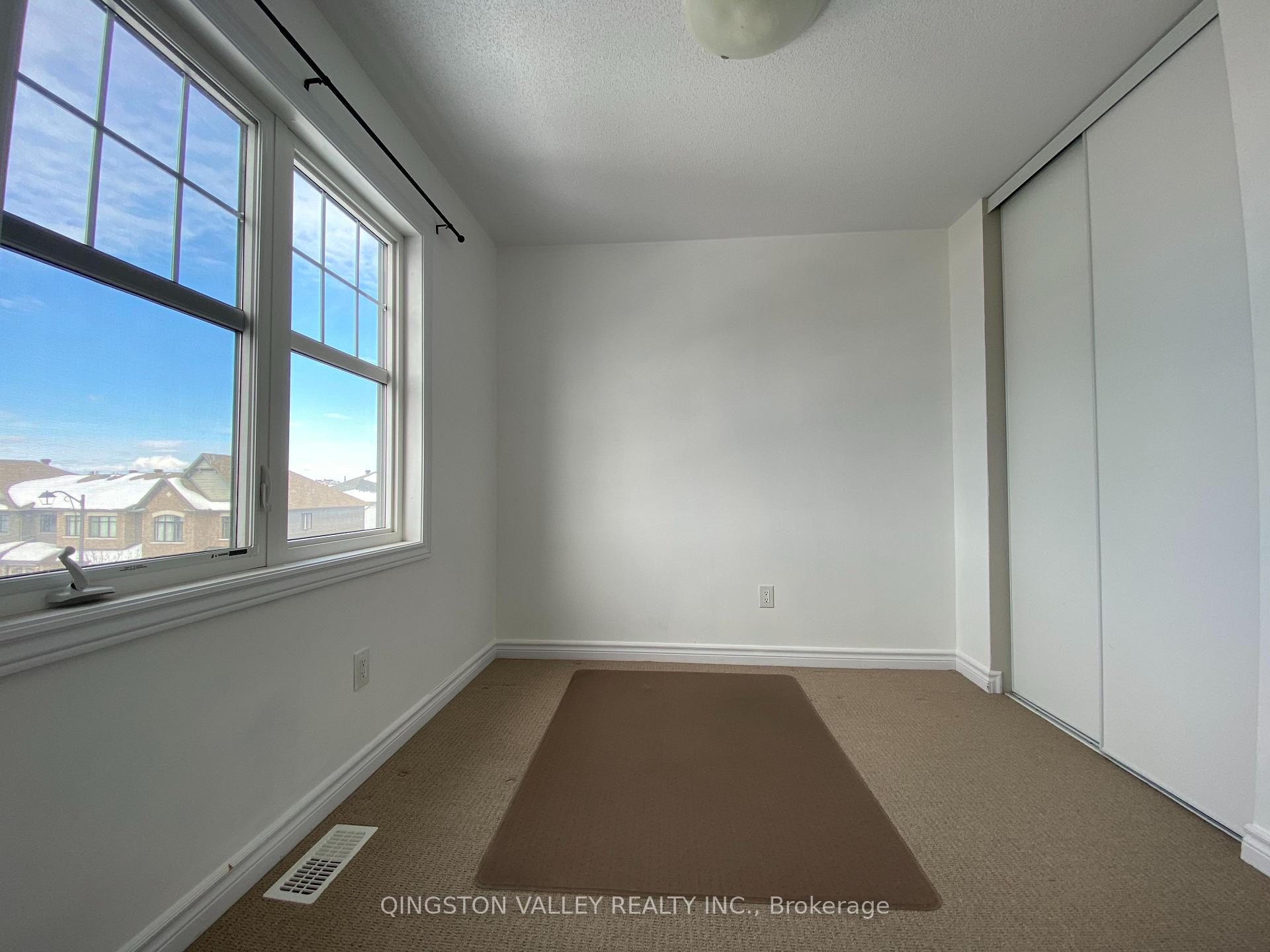 Photo 16 of 10 Fallengale Crescent, Ottawa, Kanata - Kanata Lakes/Heritage Hills — HOMEH