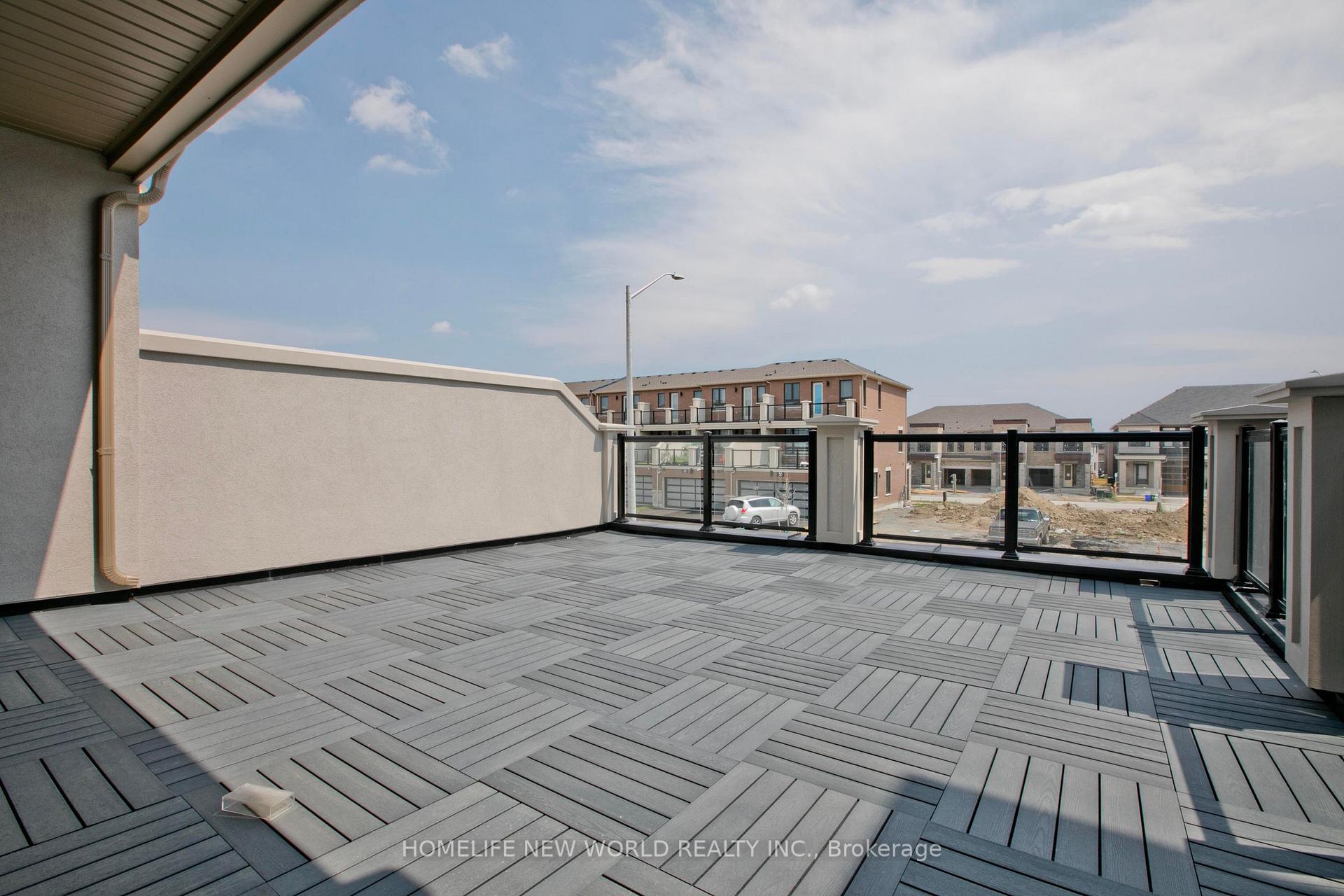 Photo 23 of 83 Mumbai Drive, Markham, Middlefield — HOMEH