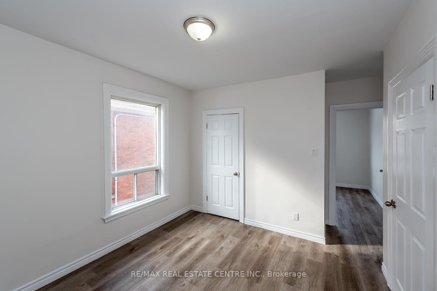 Photo 8 of Unit 2, 191 Sherman Avenue S, Hamilton, St. Clair — HOMEH