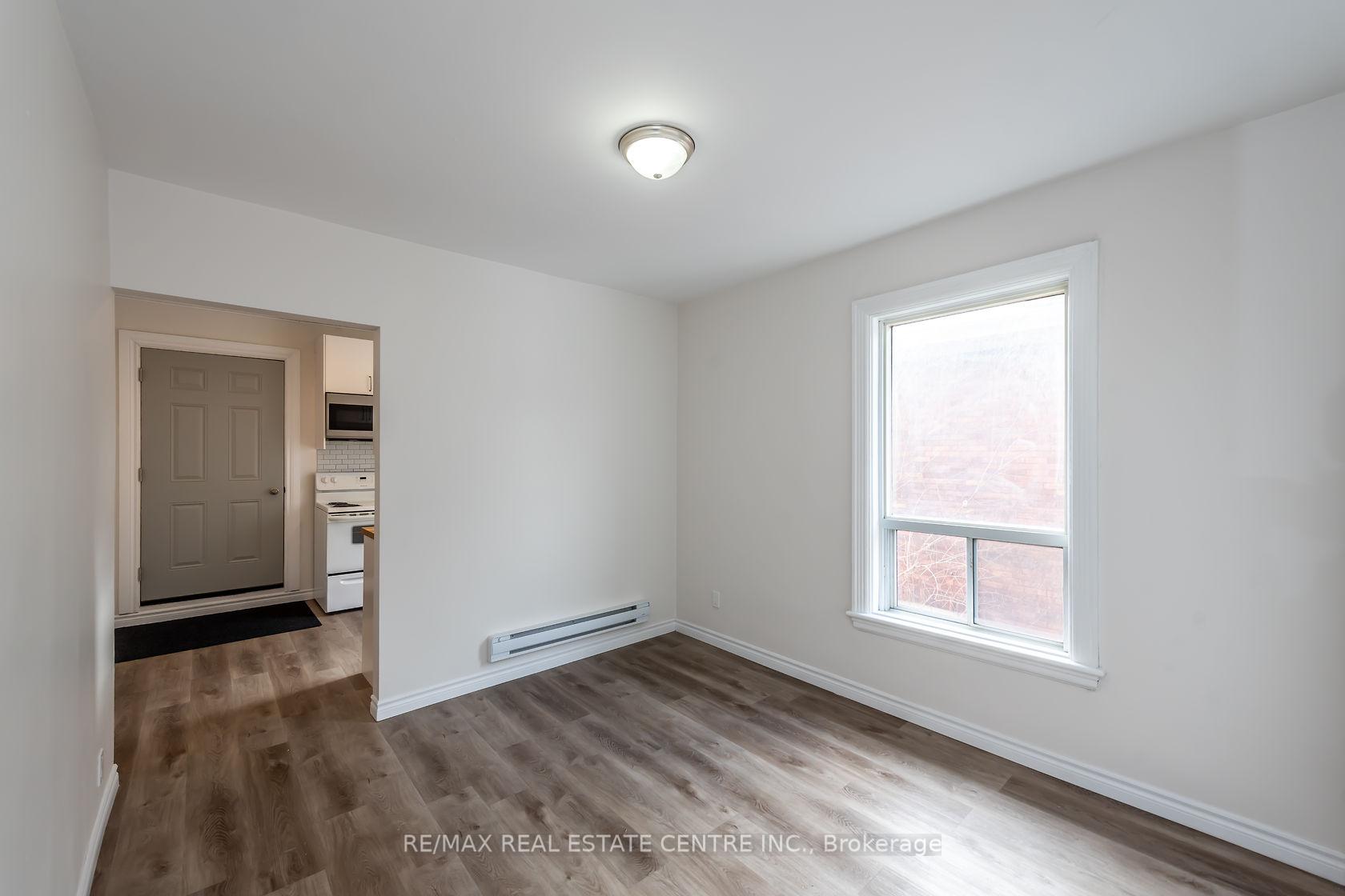 Photo 10 of Unit 2, 191 Sherman Avenue S, Hamilton, St. Clair — HOMEH