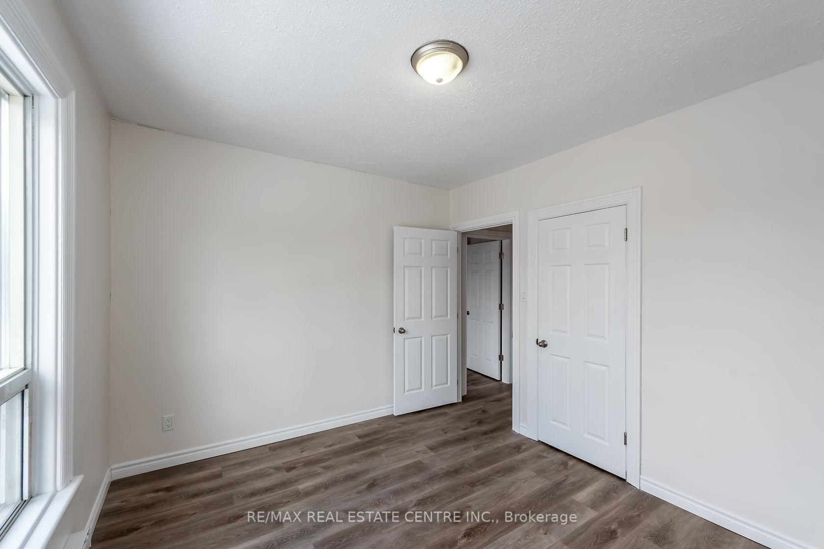 Photo 12 of Unit 2, 191 Sherman Avenue S, Hamilton, St. Clair — HOMEH