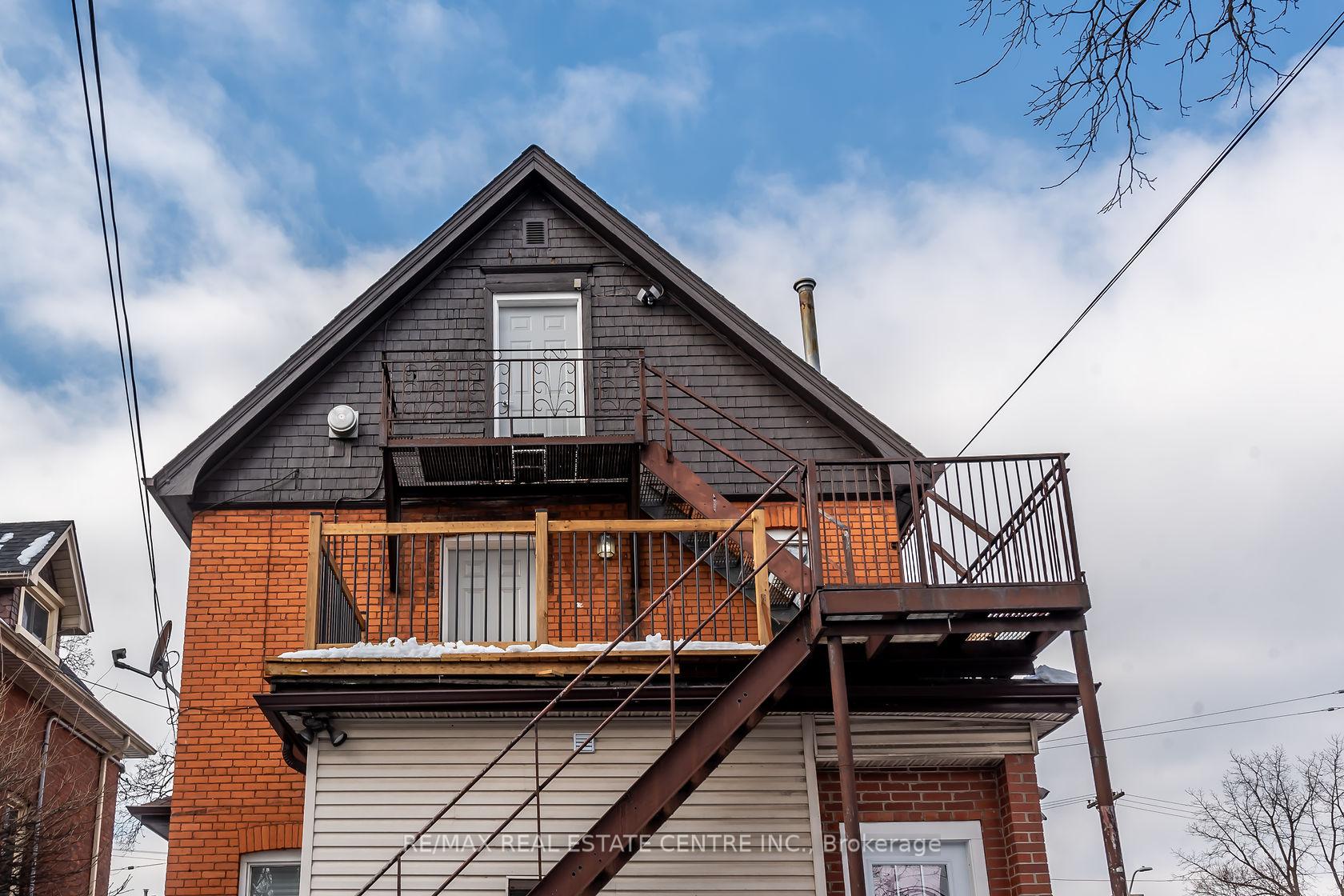 Photo 15 of Unit 2, 191 Sherman Avenue S, Hamilton, St. Clair — HOMEH