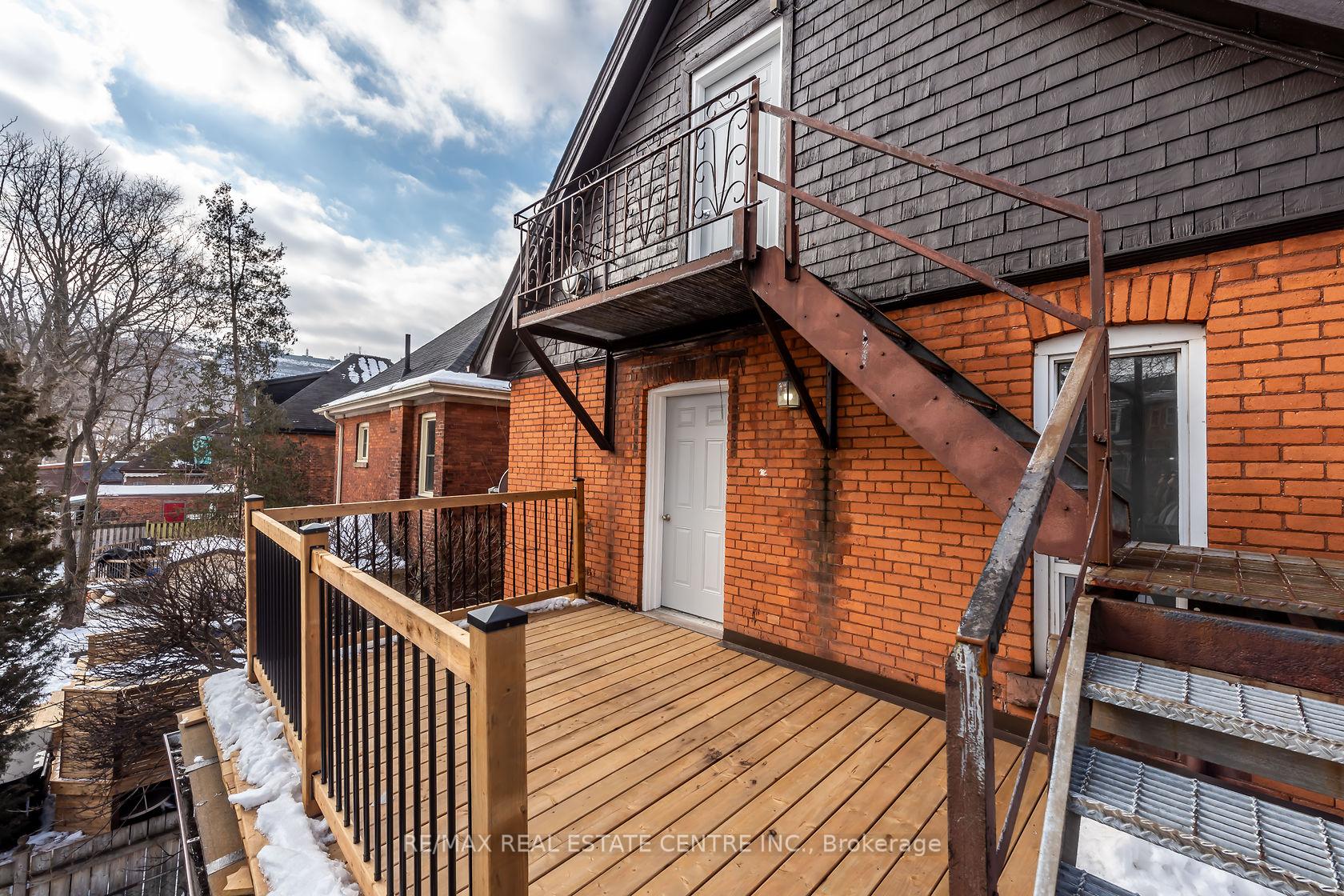 Photo 16 of Unit 2, 191 Sherman Avenue S, Hamilton, St. Clair — HOMEH