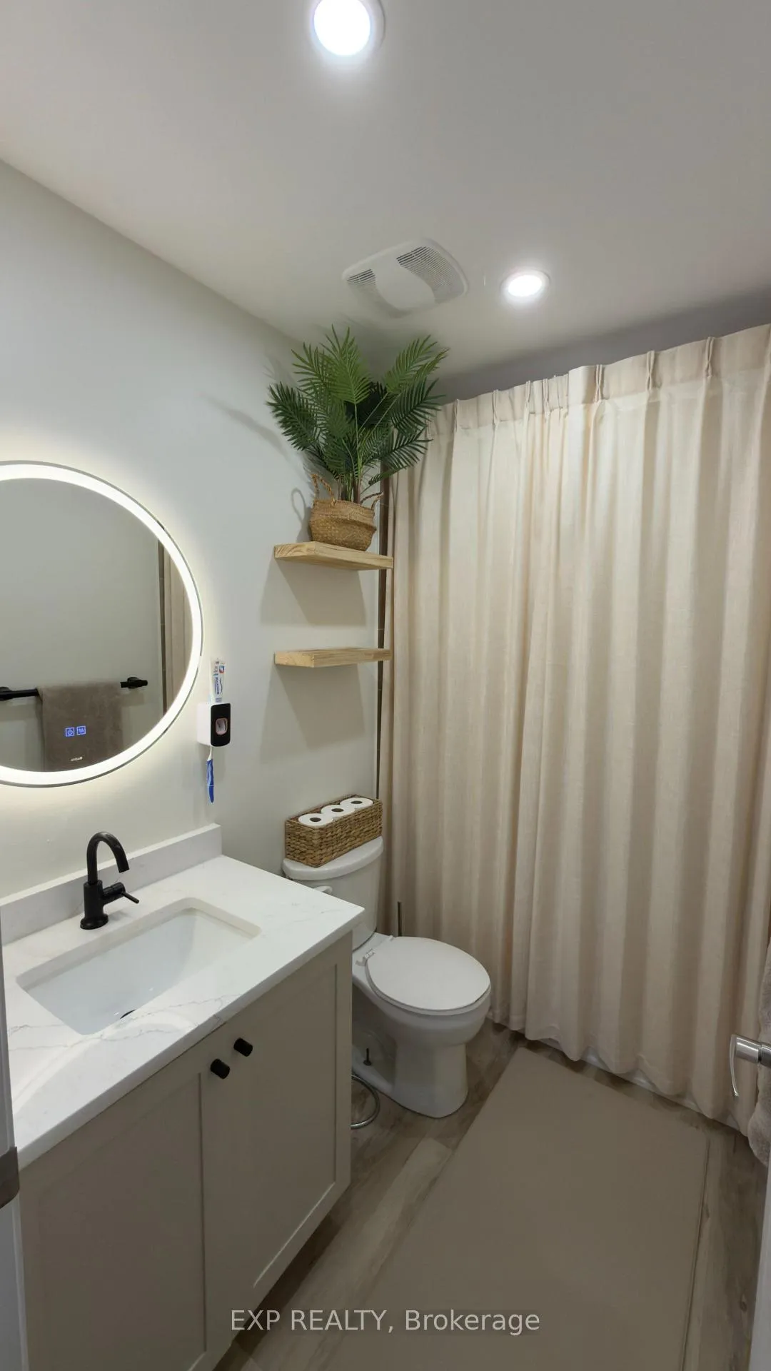 Photo 16 of 2537 Waterlilly Way, Ottawa, Barrhaven - Heritage Park — HOMEH