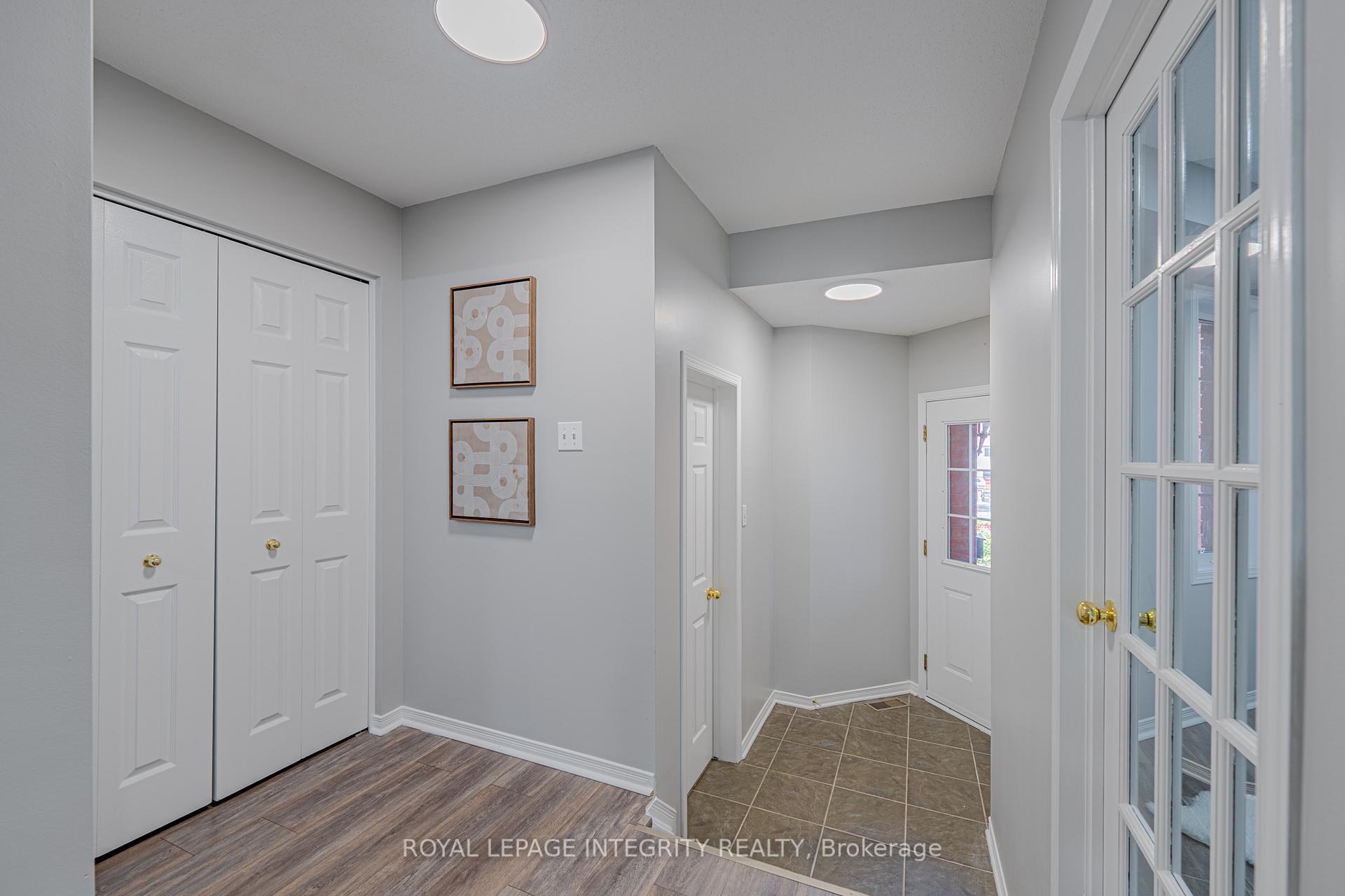 Photo 3 of 165 Kinross Private, Ottawa, Kanata - Morgan's Grant/South March — HOMEH